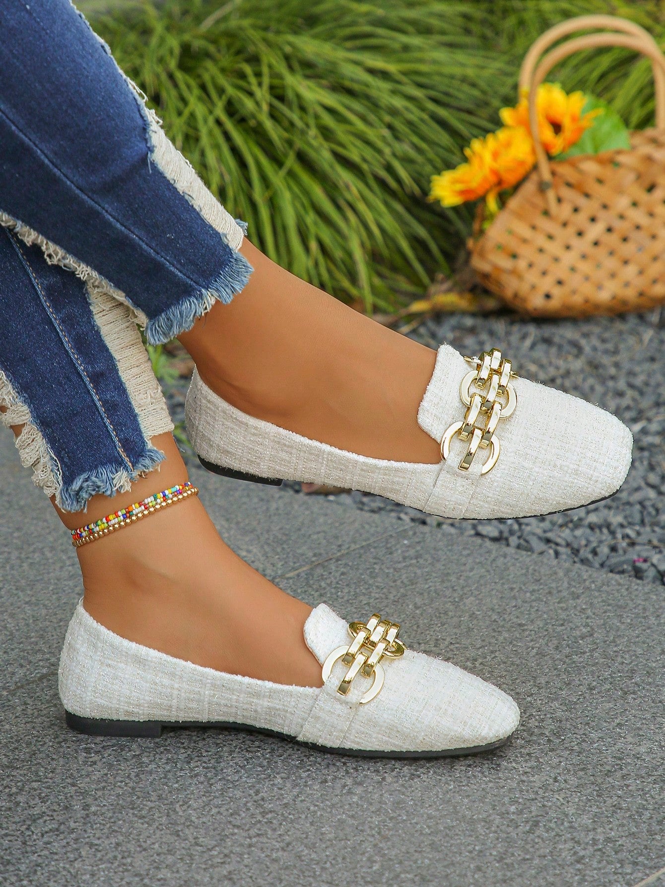 Women New Spring And Autumn Square Toe Casual Shoes With Metal Chain And Fabric Surface, Comfortable Slip-On Loafers, Ladies Flat Shoes