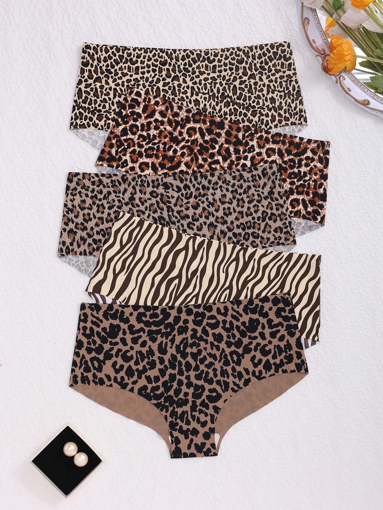 5-Pack Seamless Stretch Comfort Shaping High-waisted Leopard Print Panty Briefs