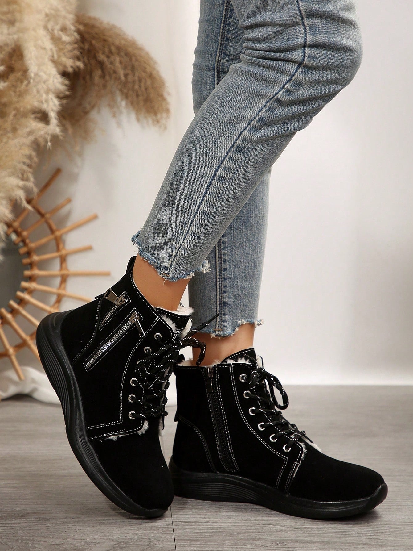 New Winter Warm Lightweight Flat Faux Fur Cuff Comfortable Snow Boots For Women