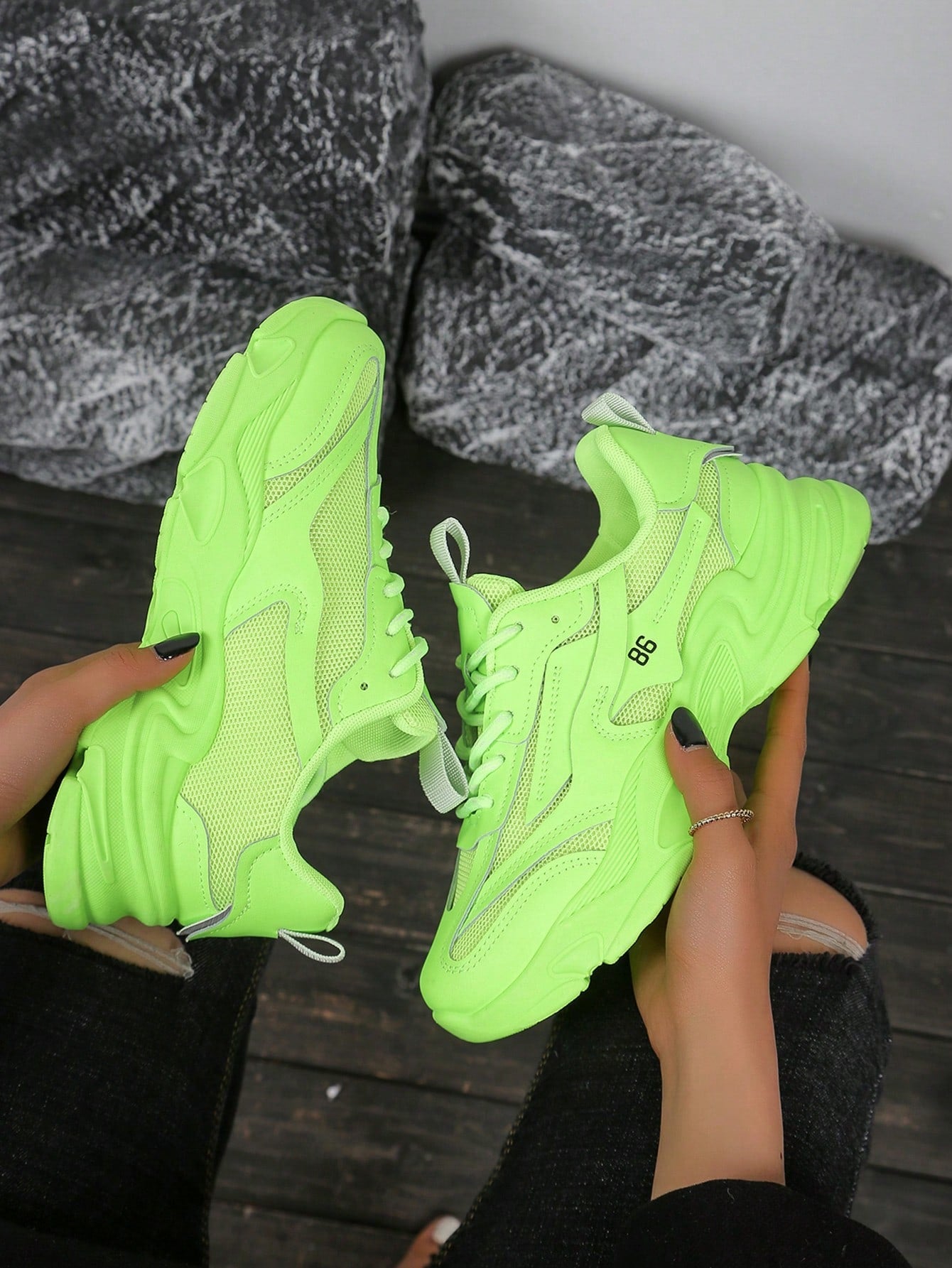 Women Round Toe Lace-Up Color Block Mesh Breathable Comfortable Fashionable Casual Thick Sole Sneakers, Versatile White Shoes For Women