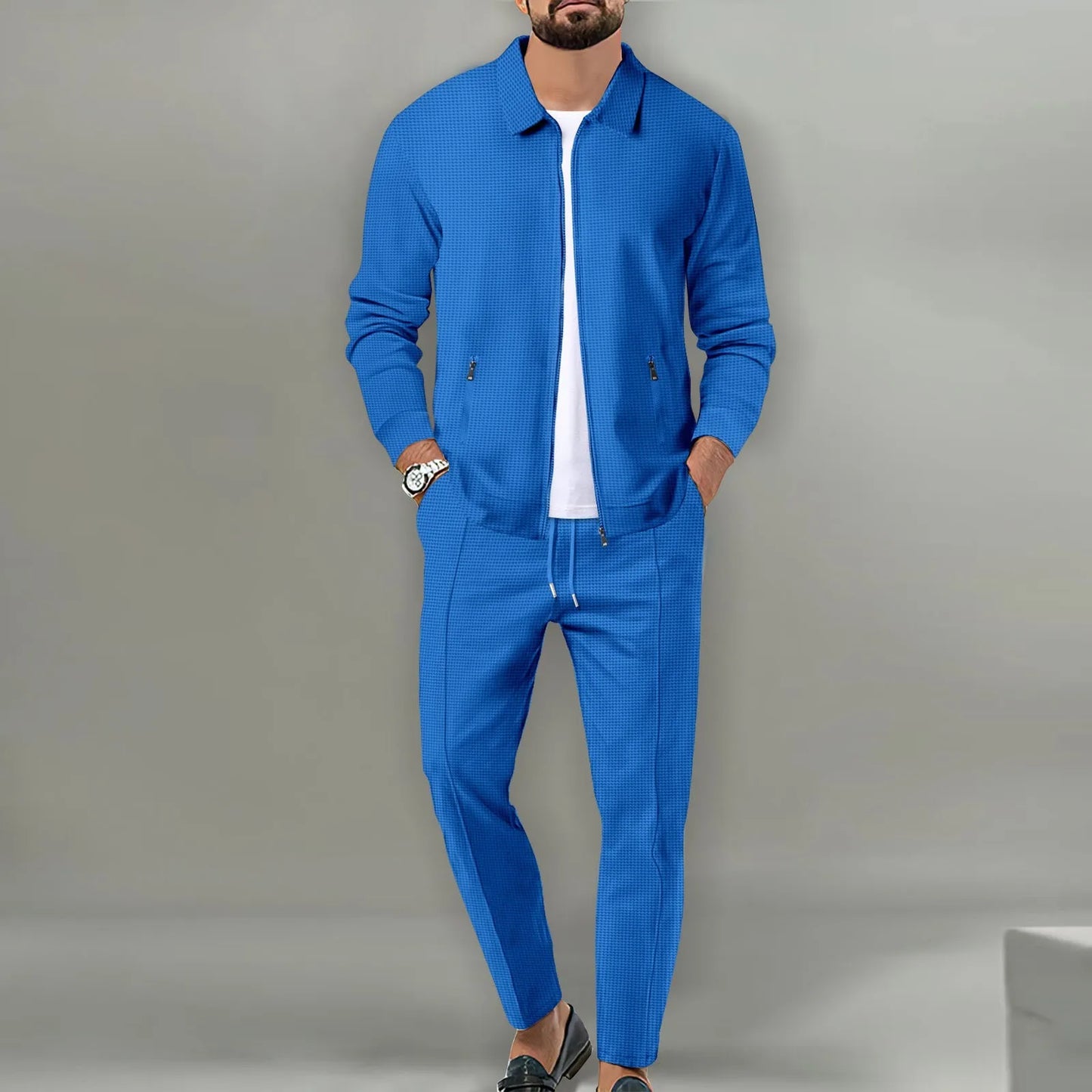The new spring-autumn men's suit featuring a stylish waffle jacket and plain-colored trousers makes for a great casual outfit.