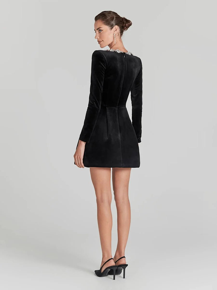 Aila Dress: Festive Holiday Style