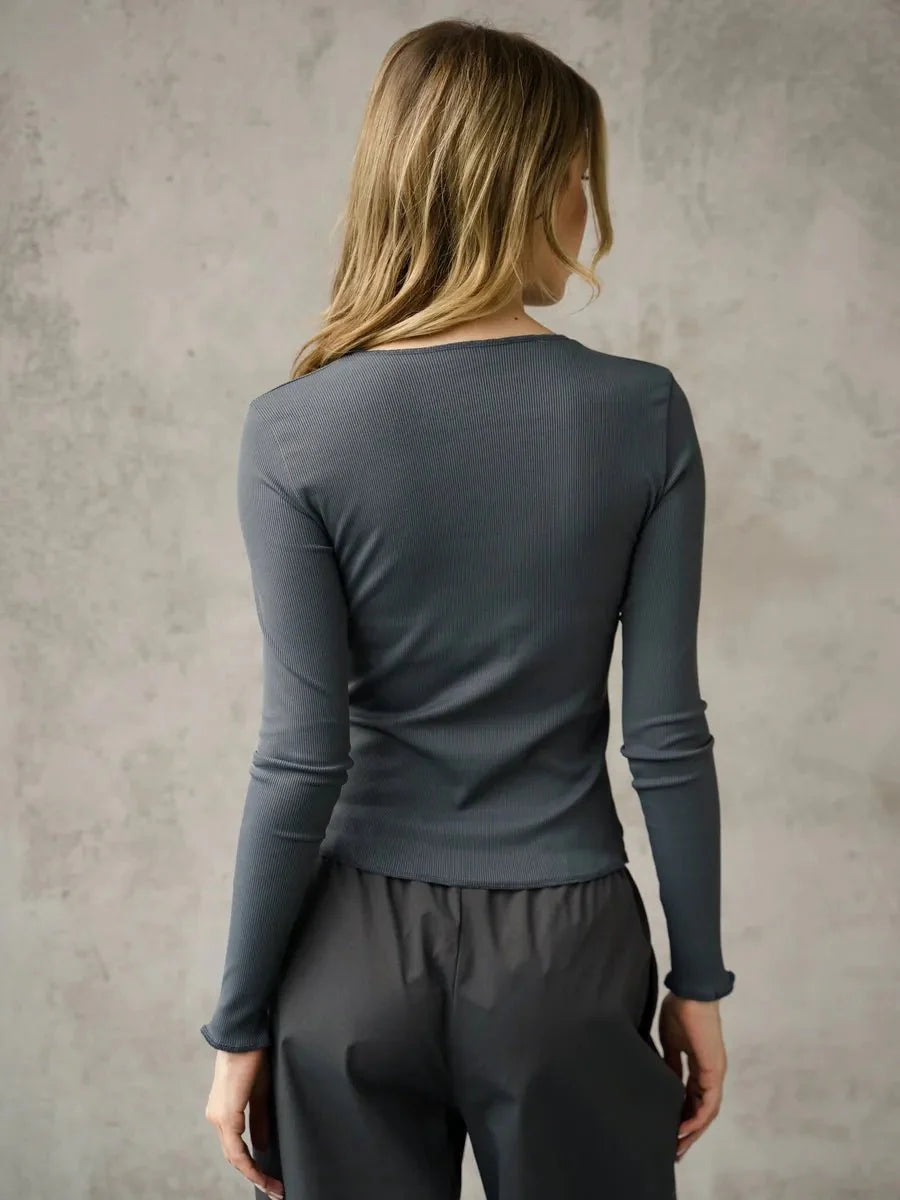 Ultimate Comfort: Kenna Long Sleeve T-Shirt