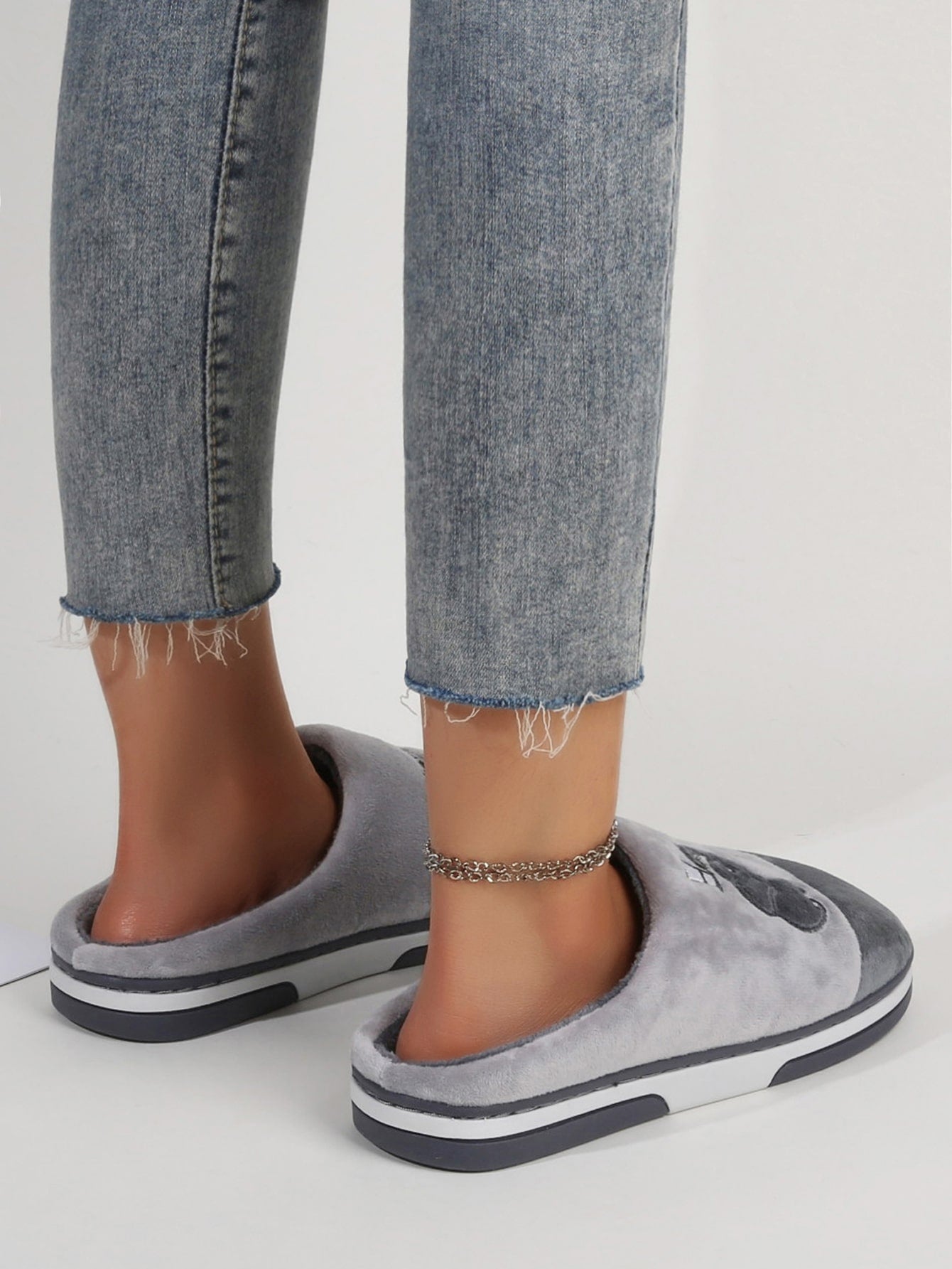 Women's Simple Plush-Lined Slip-On House Slippers, Warm And Comfortable