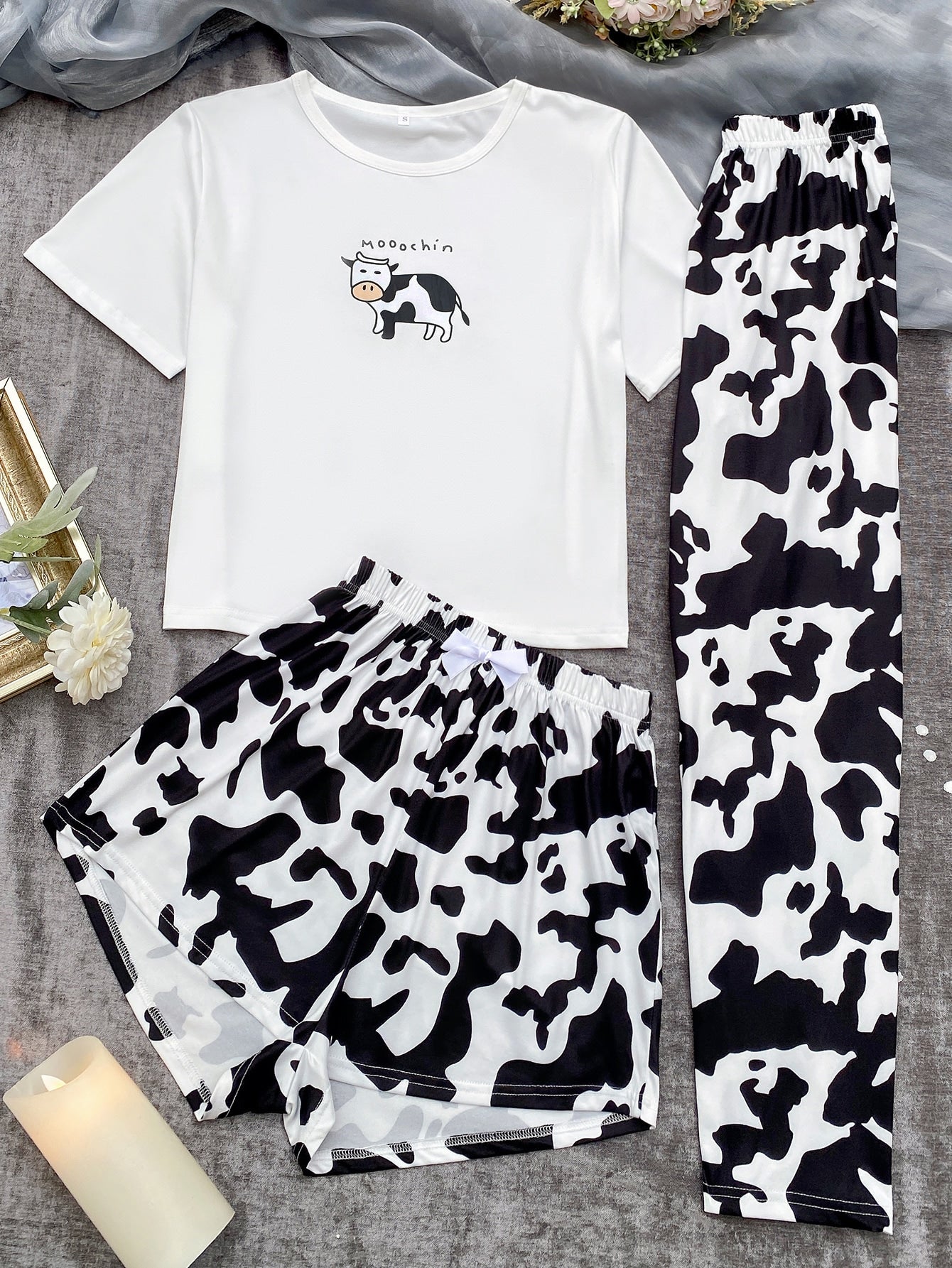 Letter And Graphic Print Top & Shorts & Pants PJ Set / Pajama Set