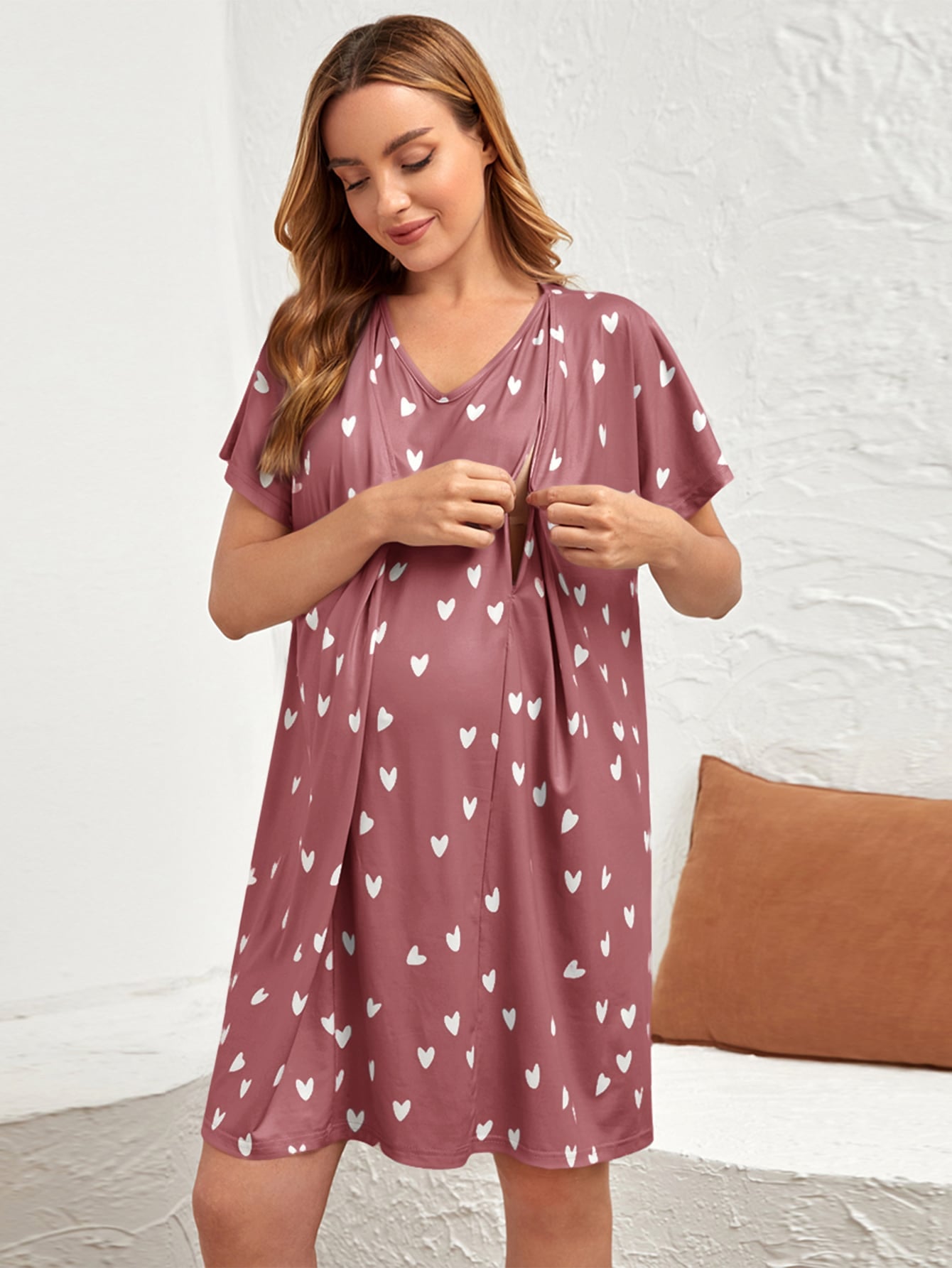 Maternity Heart Print Batwing Sleeve Nursing Nightdress For Mother