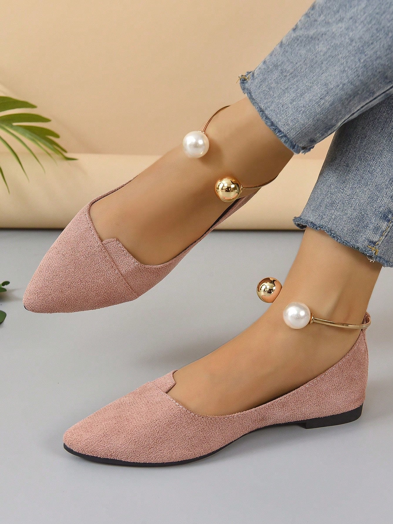 Ladies' Stylish Metal Ring Decoration Lotus Pink Pointed Toe Shoes
