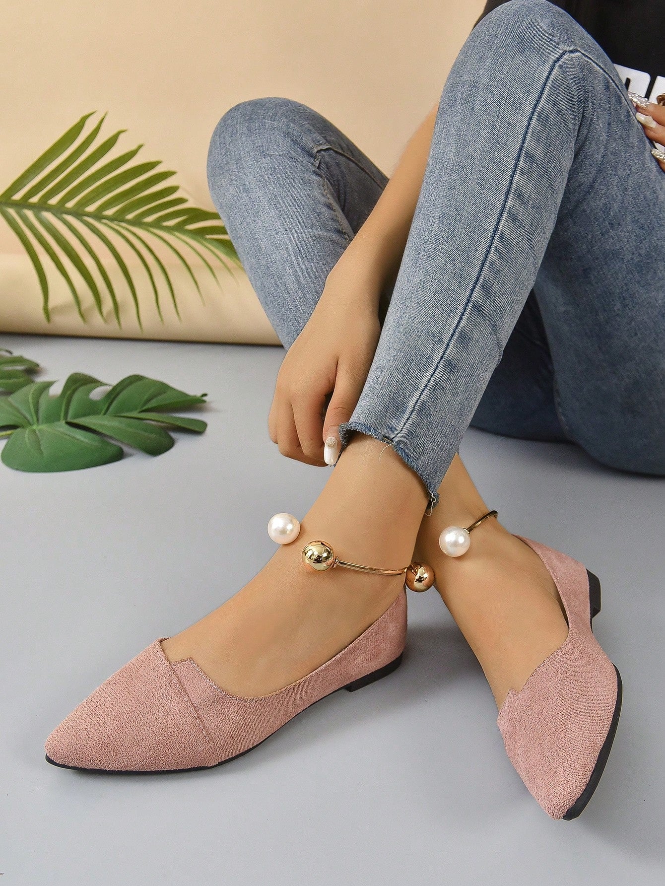 Ladies' Stylish Metal Ring Decoration Lotus Pink Pointed Toe Shoes