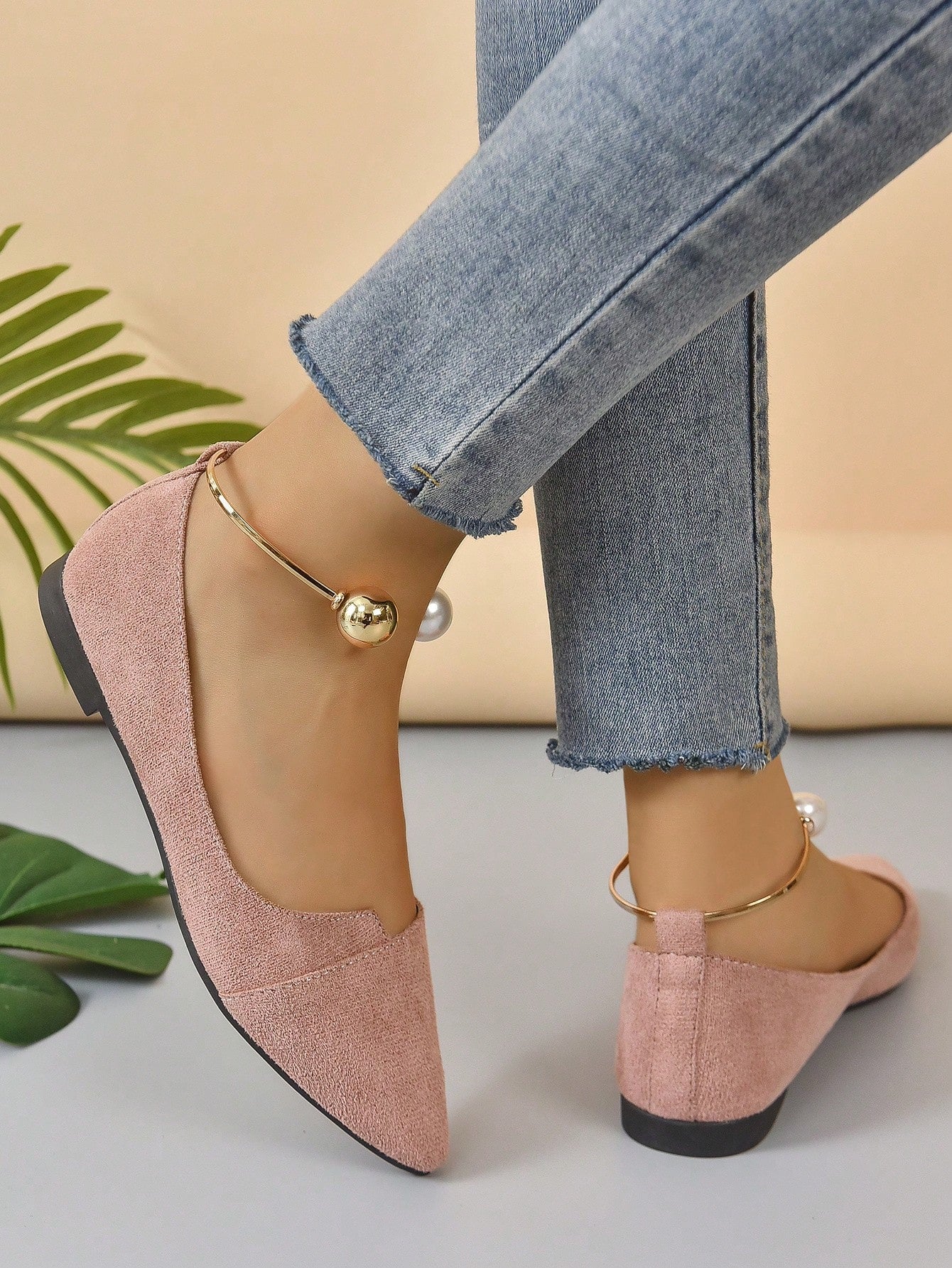 Ladies' Stylish Metal Ring Decoration Lotus Pink Pointed Toe Shoes