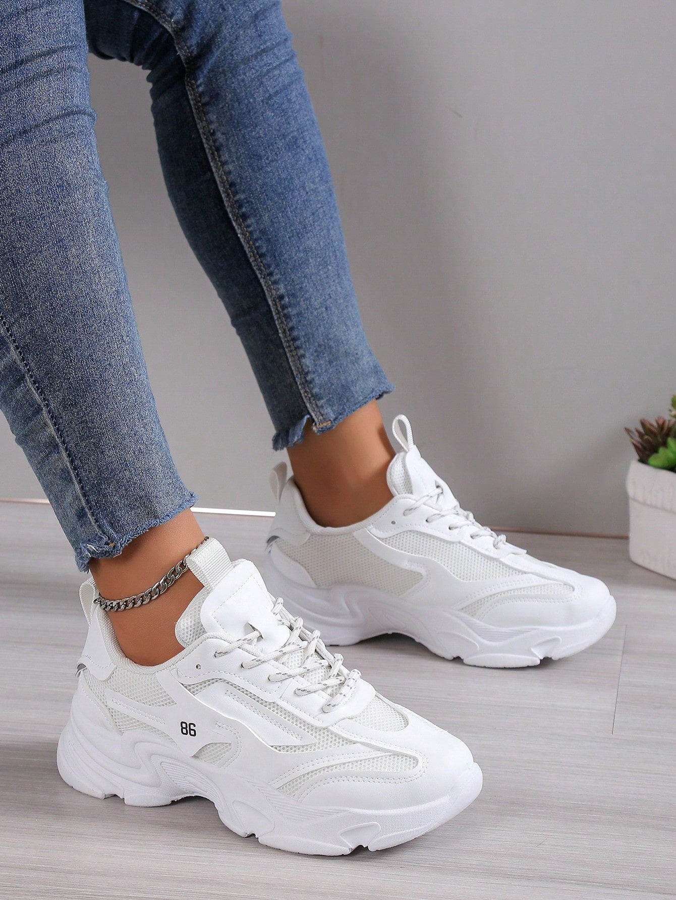 Women Round Toe Lace-Up Color Block Mesh Breathable Comfortable Fashionable Casual Thick Sole Sneakers, Versatile White Shoes For Women