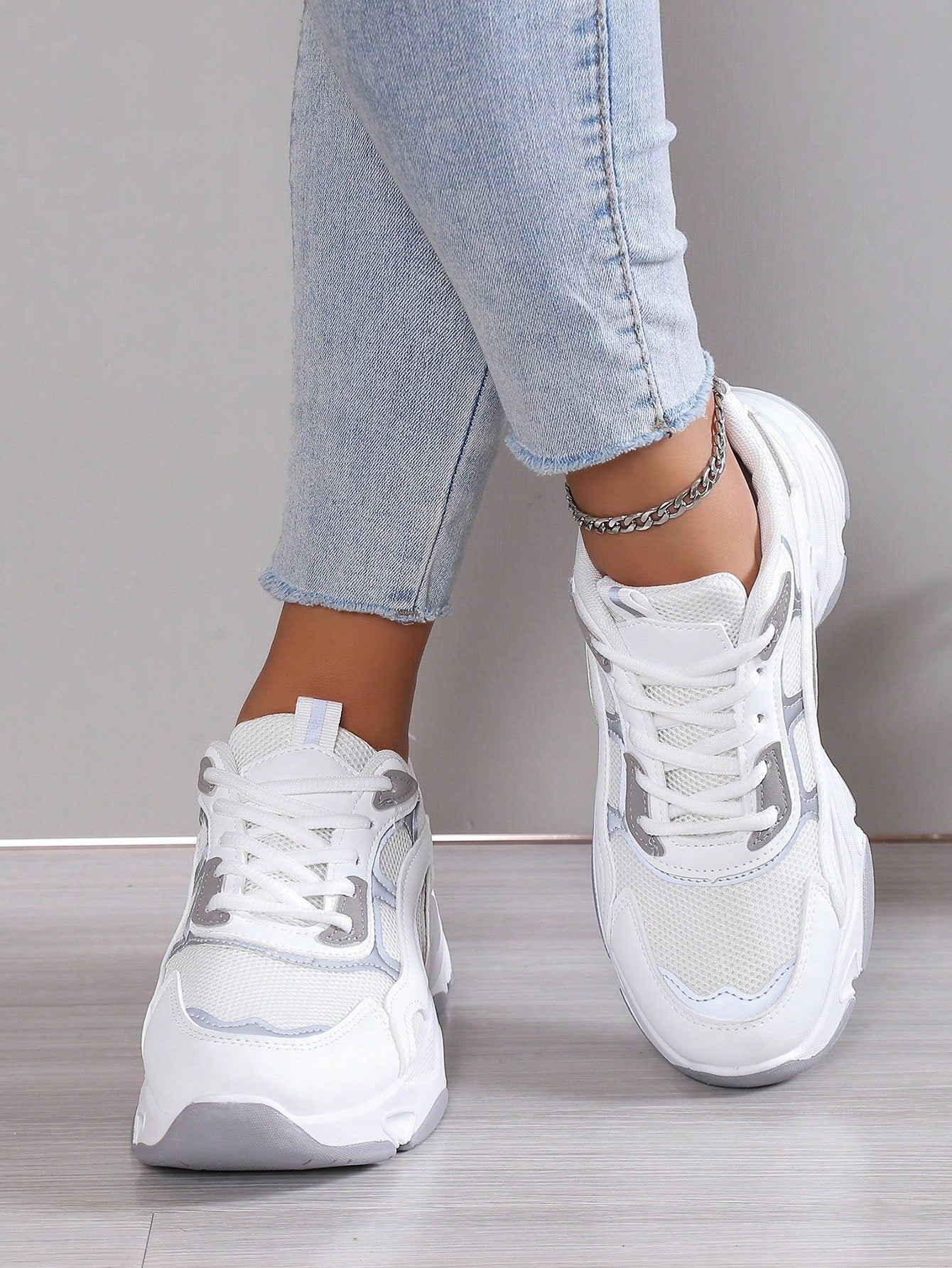 Women Round Toe Lace-Up Color Block Mesh Breathable Comfortable Fashionable Casual Thick Sole Sneakers, Versatile White Shoes For Women
