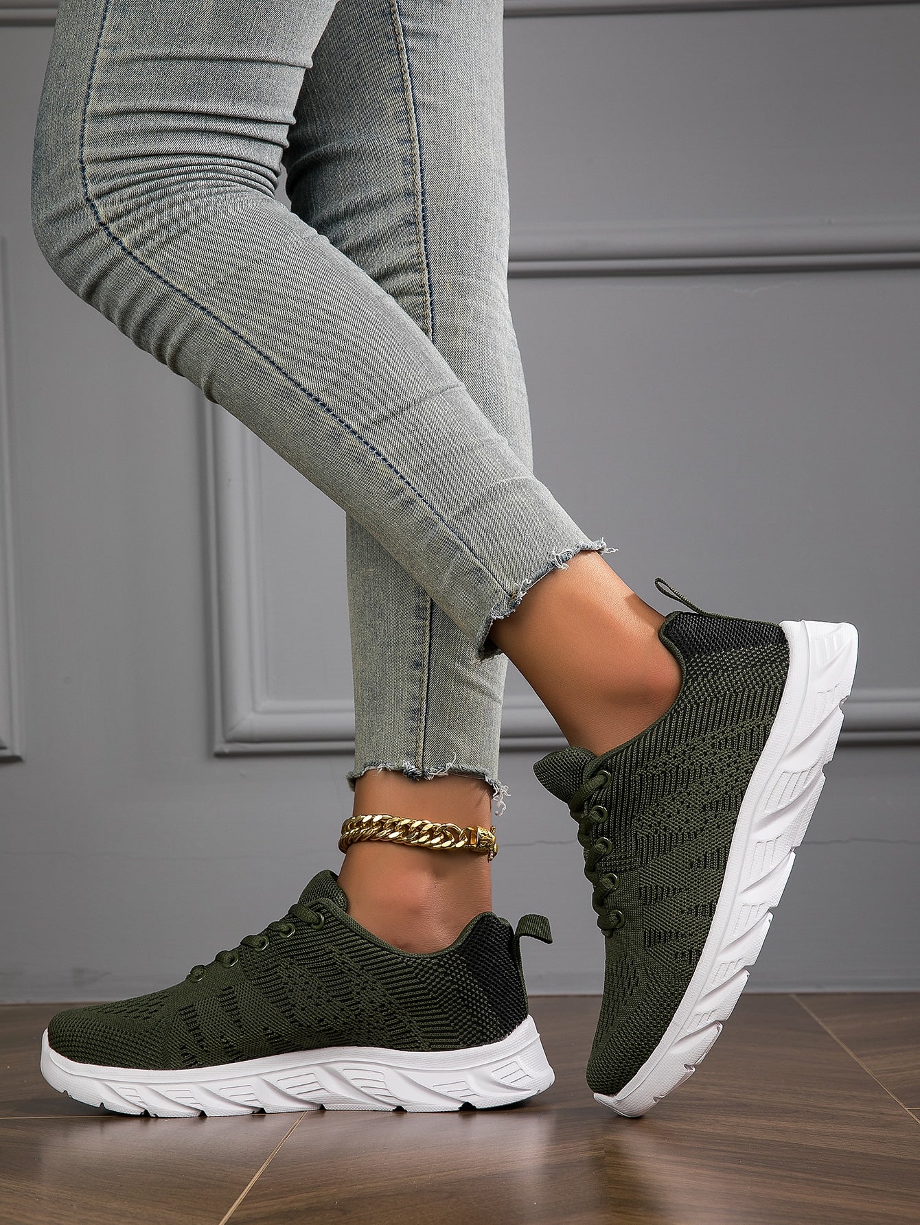 2023 New Breathable Lightweight Mesh Knitted Lace-Up Simple Washable Women's Casual Shoes, Suitable For Running, Walking, Road Sports