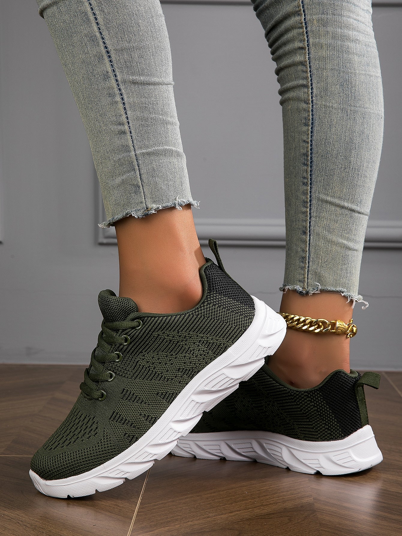 2023 New Breathable Lightweight Mesh Knitted Lace-Up Simple Washable Women's Casual Shoes, Suitable For Running, Walking, Road Sports