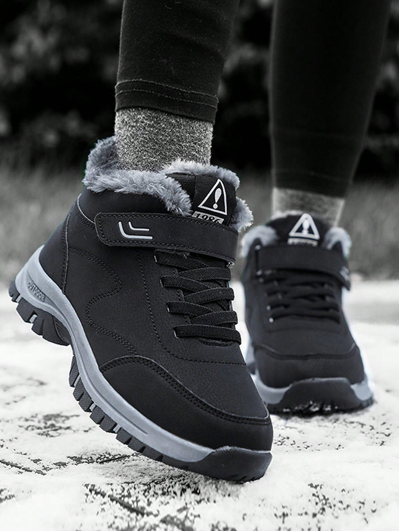 Women's Climbing Shoes Fashion Thermal Lined Sports Shoes Black Sports Shoes High-Top Shoes