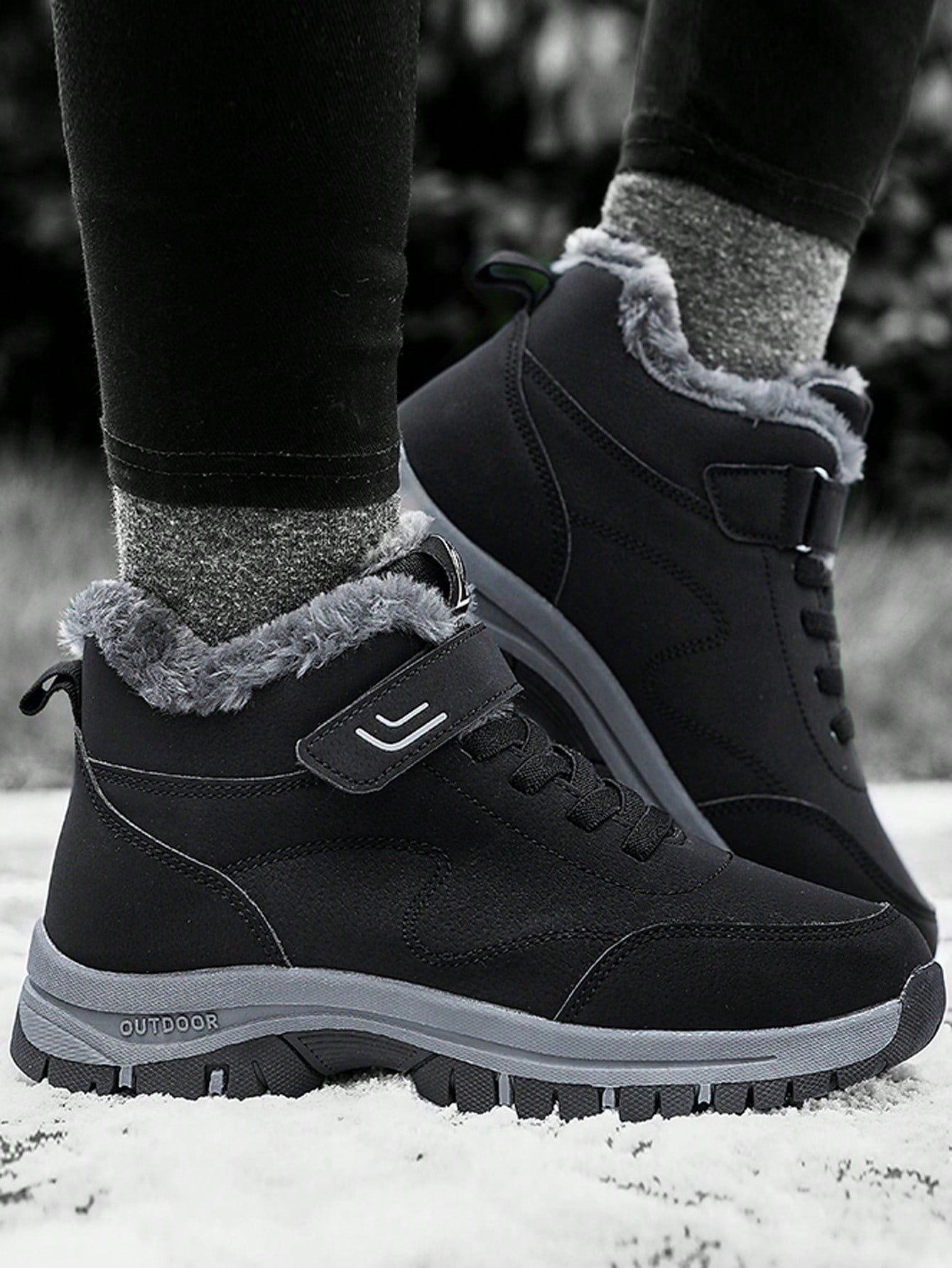 Women's Climbing Shoes Fashion Thermal Lined Sports Shoes Black Sports Shoes High-Top Shoes