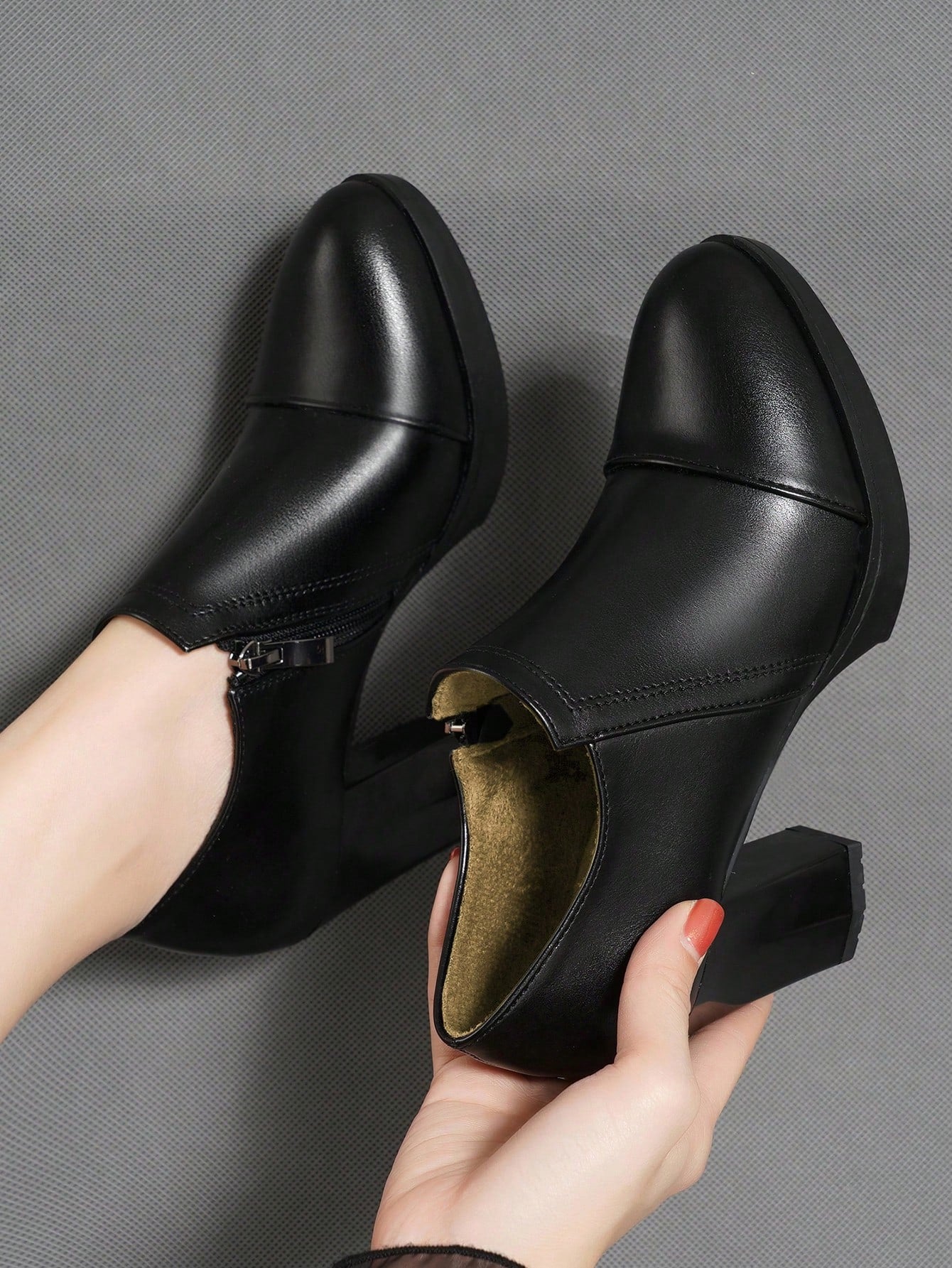 Women's White Shoes Fashion Sneakers Casual Shoes,Go With Black Dress