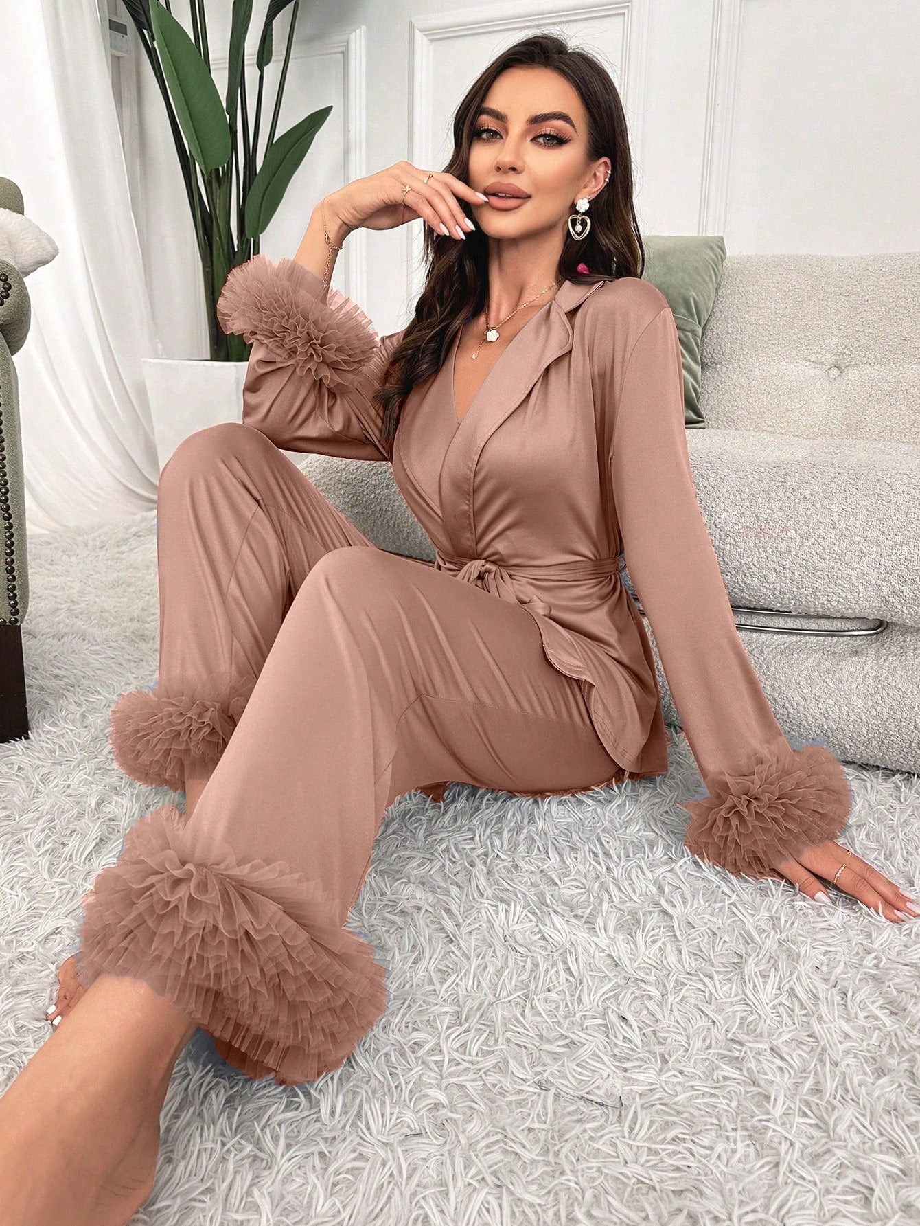 Women's Solid Color Contrast Mesh Sleeve Cuffed Top And Pants Pajama Set