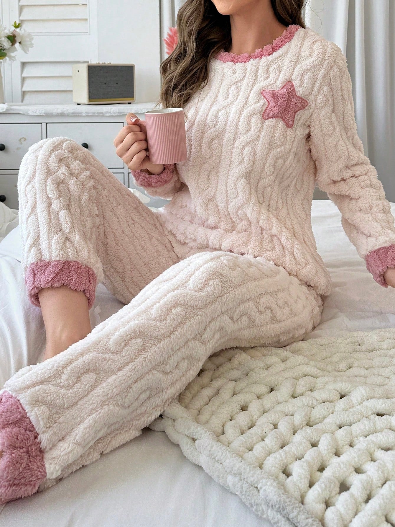 5-Pointed Star Embroidered Plush Pajama Set