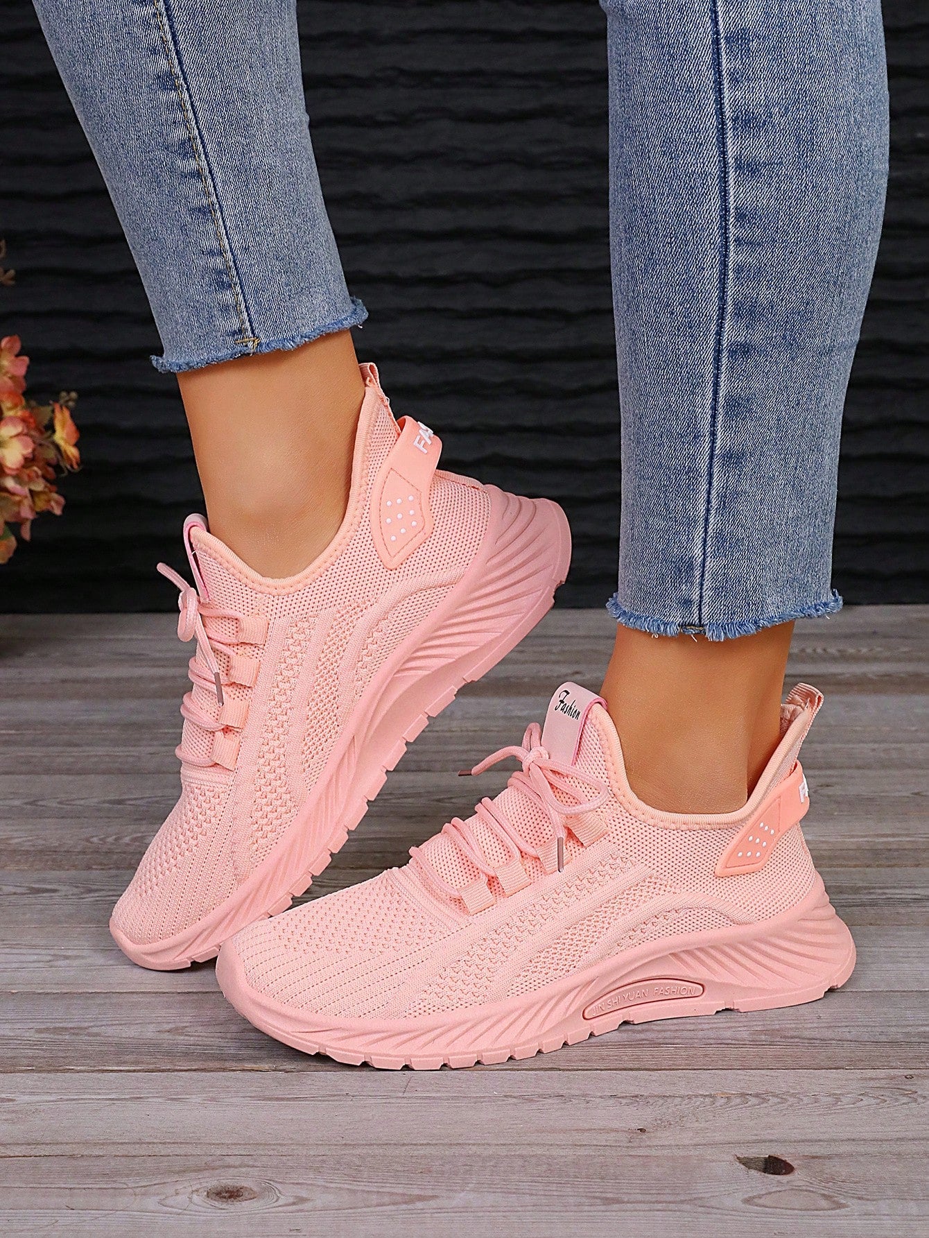 Women's Lightweight Running Sneakers, Breathable Lace Up Outdoor Tennis Trainers, Comfy Walking Sports Shoes ByYQUS