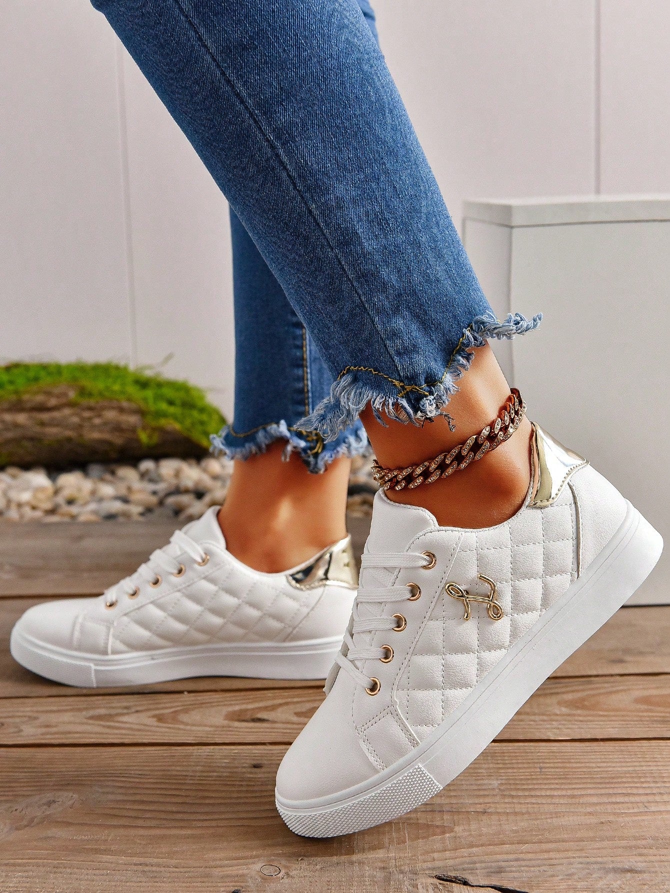 Spring/Summer/Autumn White Lace-Up Versatile Lightweight Shoes - Soft Bottom Sports Shoes - All-Match Casual Shoes - Student Shoes - Uncommon Personality - Women's Flat Shoes, Shoes For Women