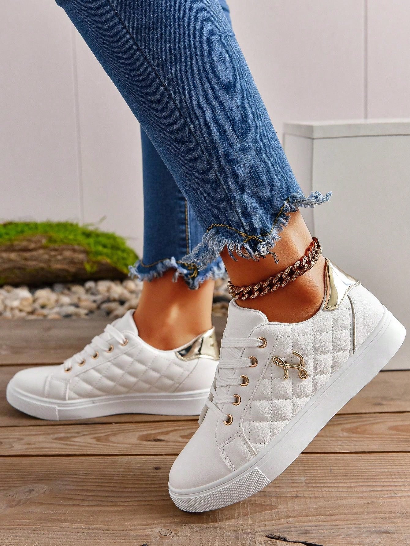 Spring/Summer/Autumn White Lace-Up Versatile Lightweight Shoes - Soft Bottom Sports Shoes - All-Match Casual Shoes - Student Shoes - Uncommon Personality - Women's Flat Shoes, Shoes For Women