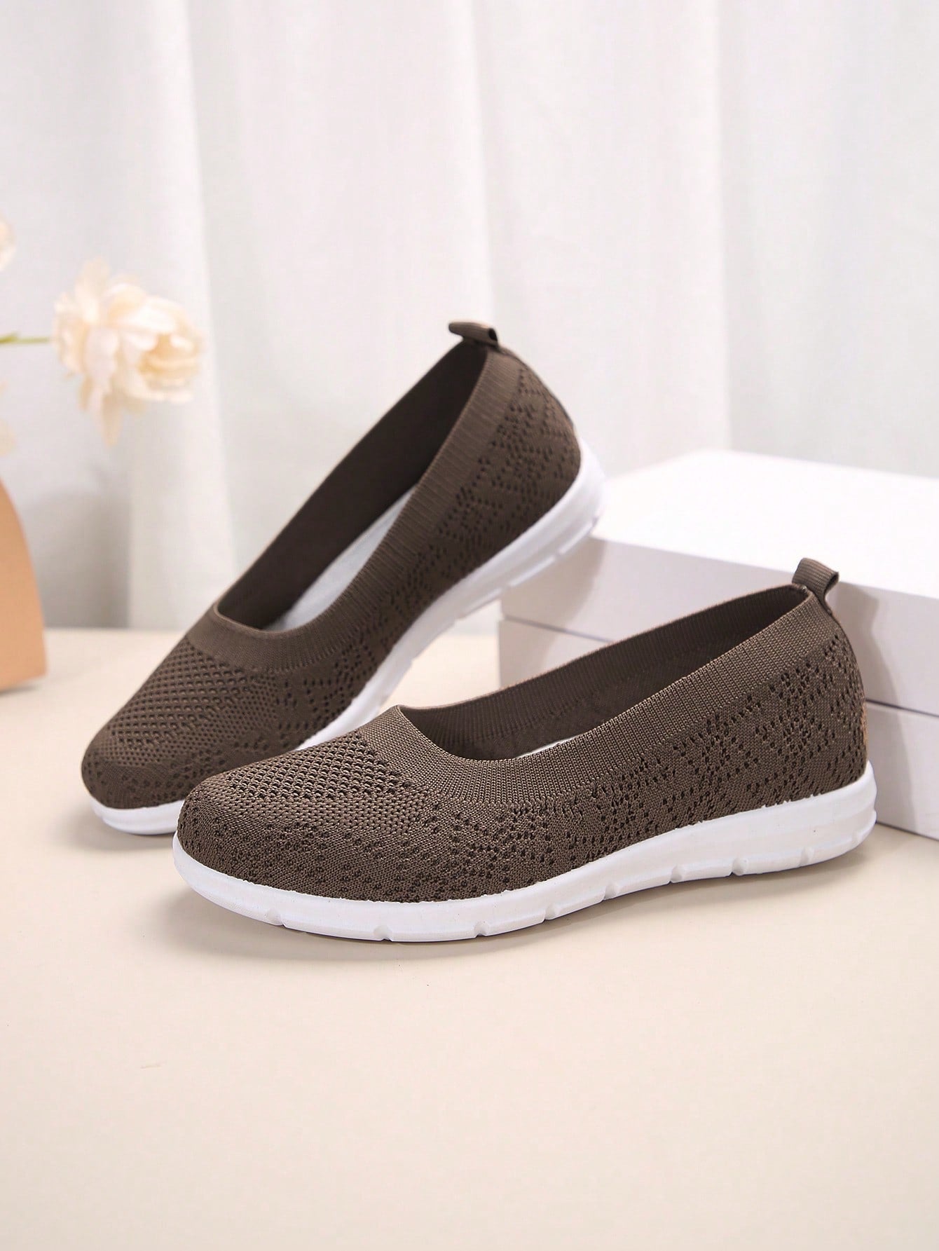 New Spring Women's Breathable Casual Shoes, Soft Sole Athletic Walking Sneakers In Dark Blue And Ginger Brown