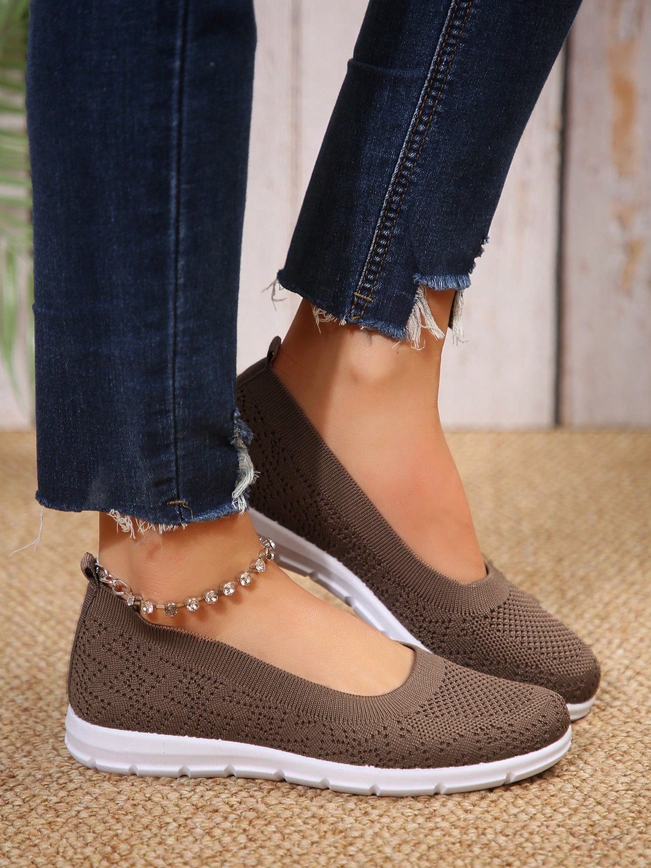 New Spring Women's Breathable Casual Shoes, Soft Sole Athletic Walking Sneakers In Dark Blue And Ginger Brown