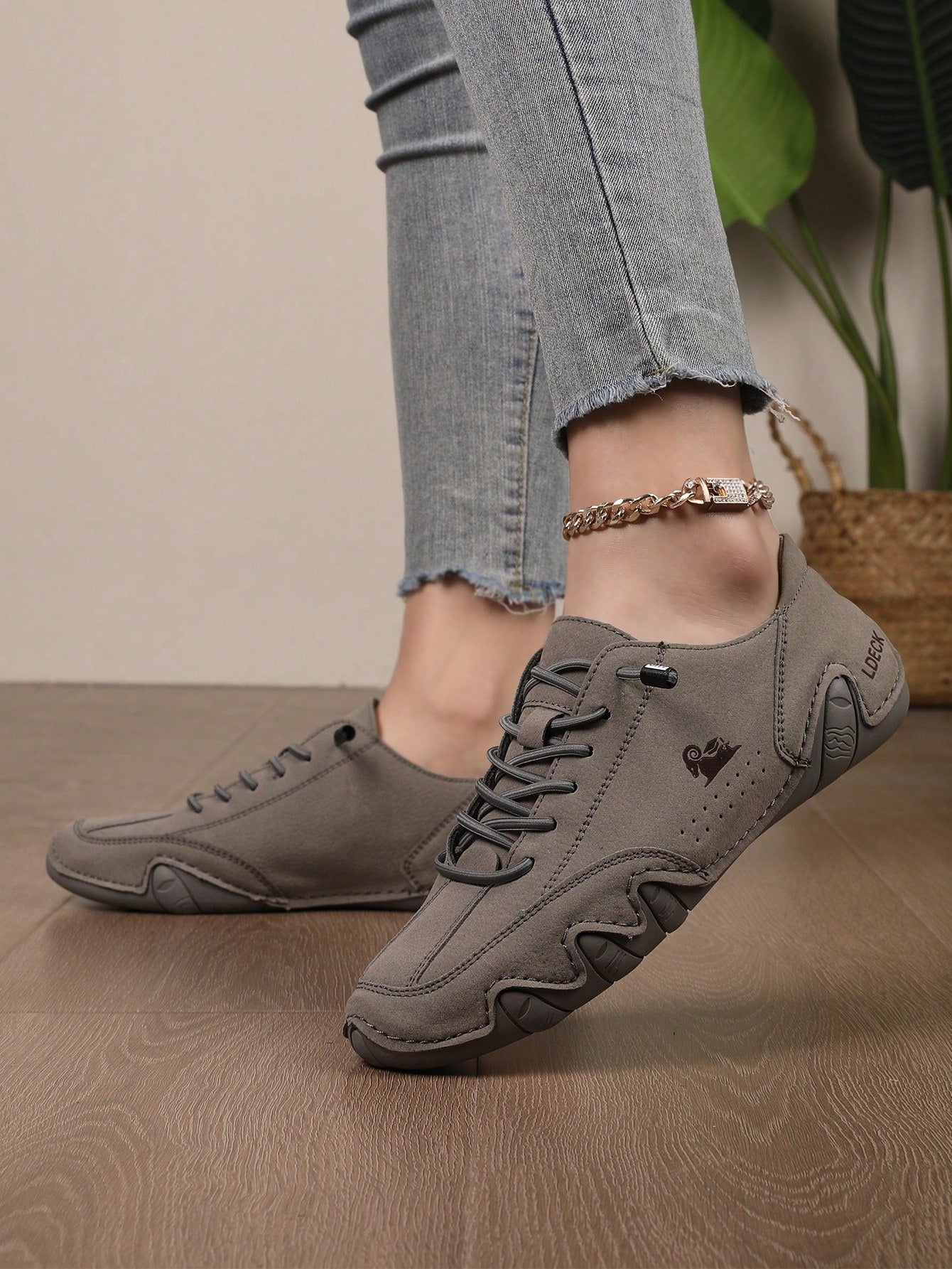 Women Casual Sneakers Handmade Octopus Design Fitness Cross Training Shoes Fashion Motorcycle Shoes, Rubber Non-Slip Sole Slip-On Slouchy Shoes