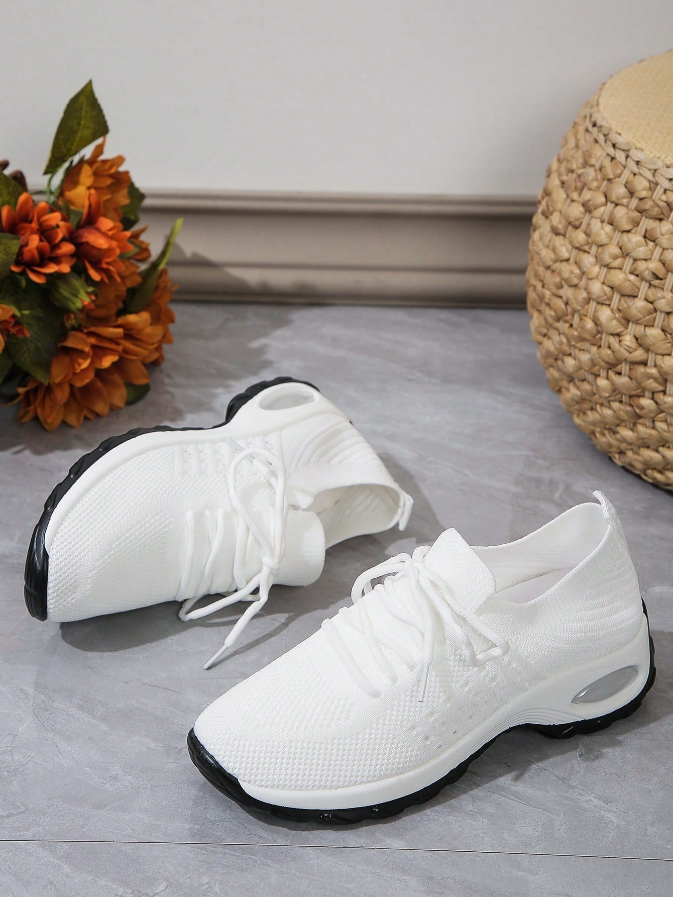 New Style Women's Casual Sports Shoes Soft Bottom Sneakers Running Wind, In Cross-Border E-Commerce