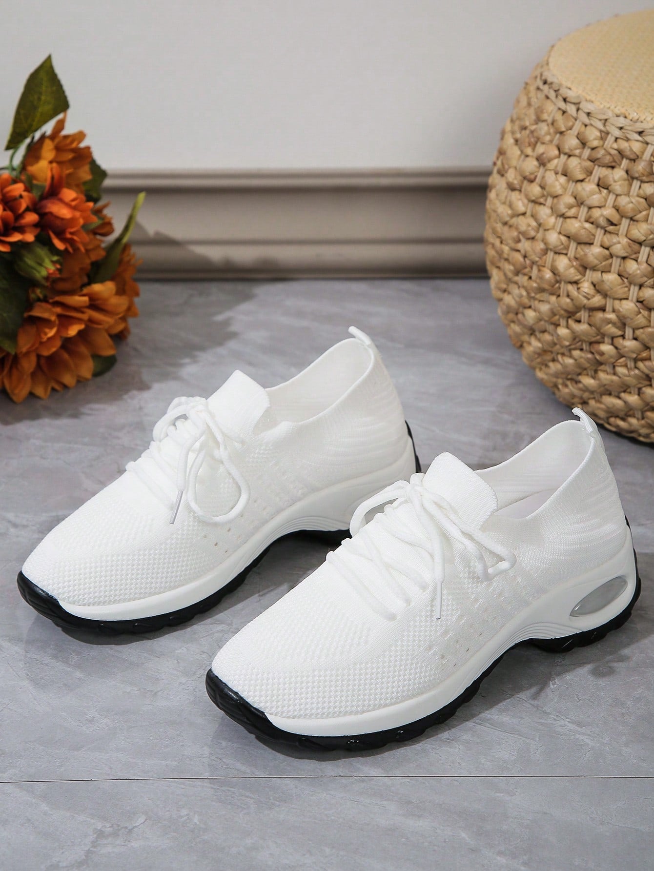 New Style Women's Casual Sports Shoes Soft Bottom Sneakers Running Wind, In Cross-Border E-Commerce