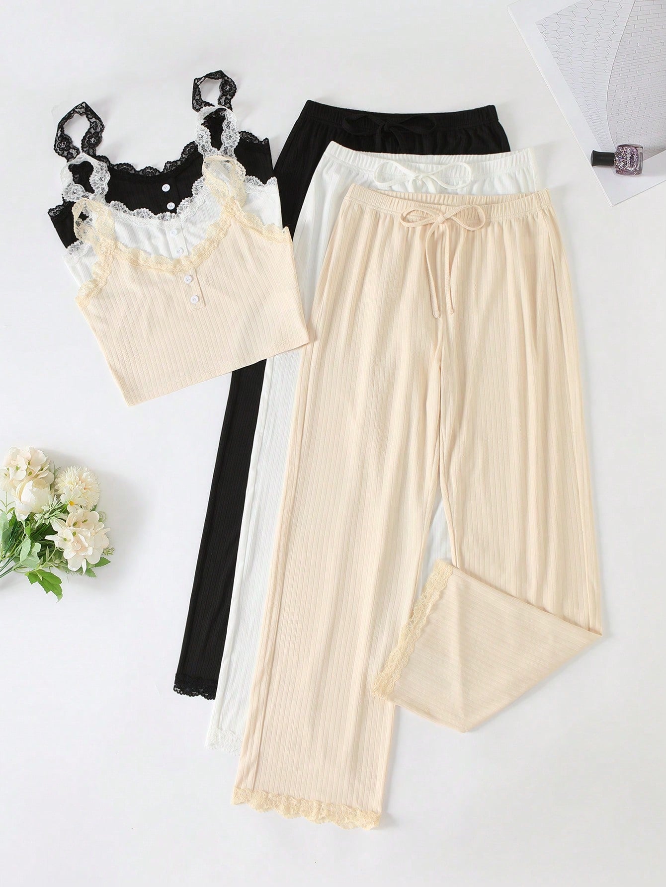 3pcs Women Lace Trim Top And Shorts Pajama Set