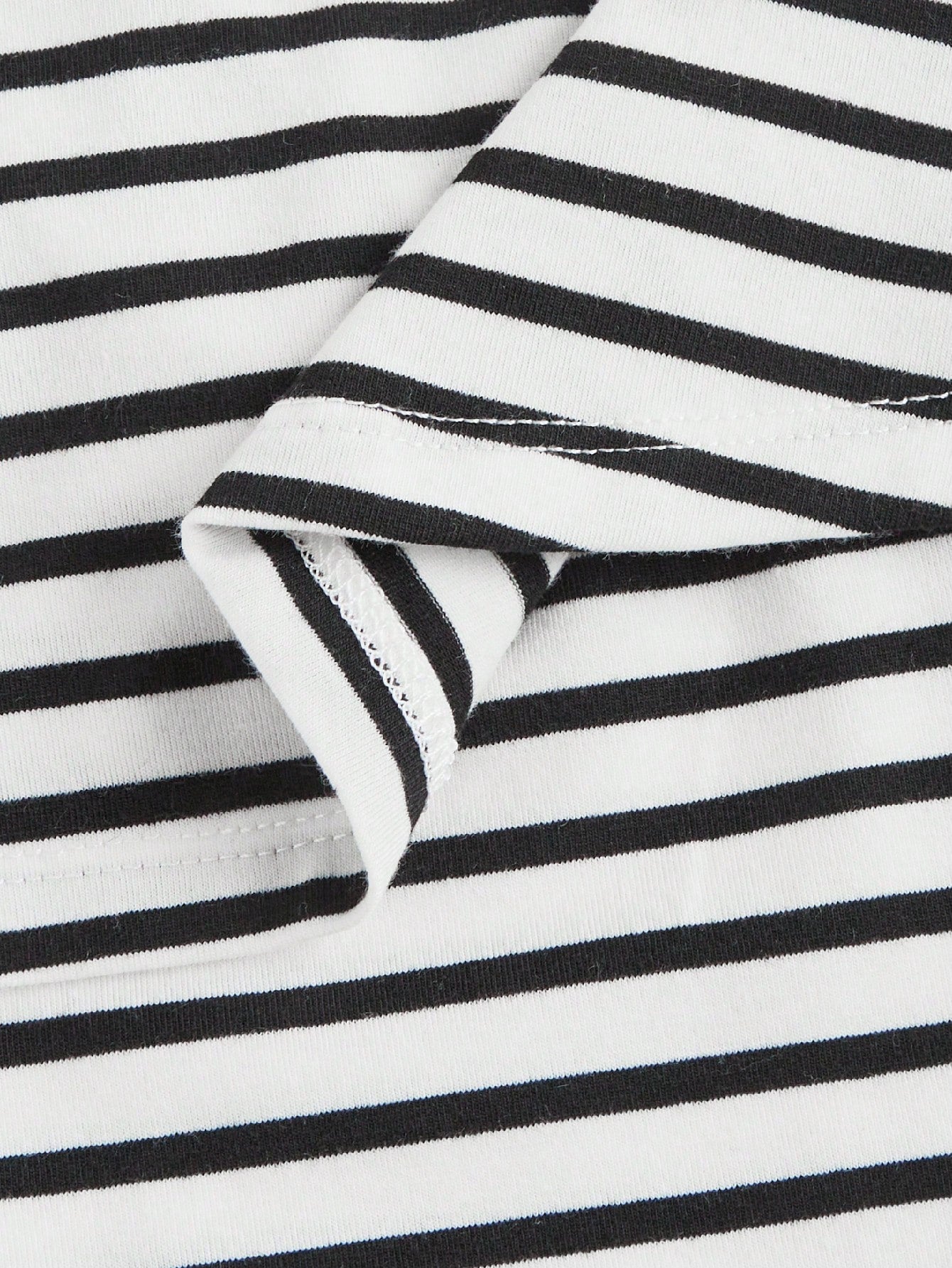 Modmama Maternity Summer Casual Nursing Clothes Round Neck Short Sleeve Slim Fit T-Shirt