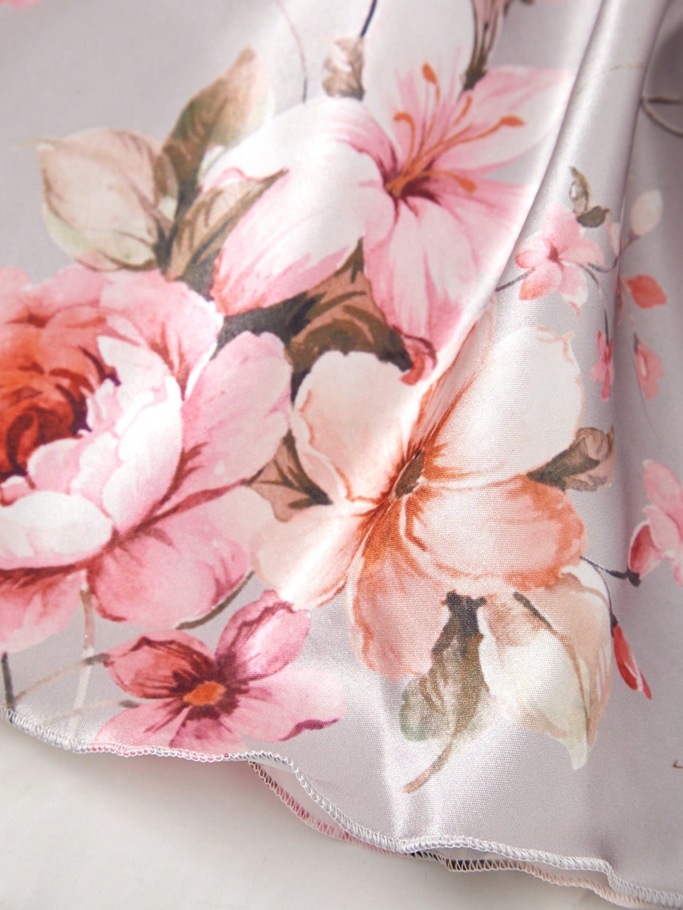 Women's Floral Printed Satin Pajamas Set - 5 Piece Set