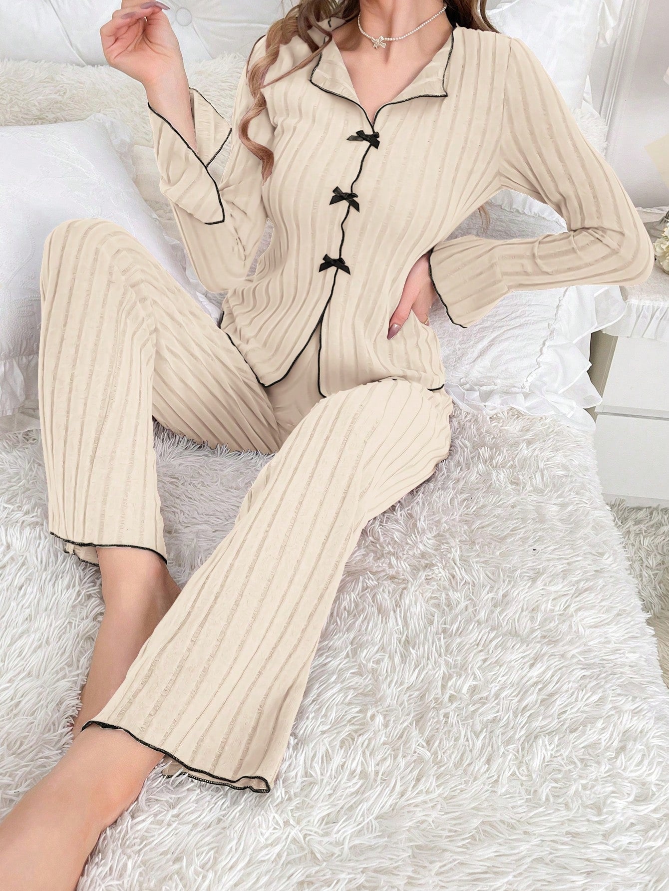 Women Fashionable And Sweet Home Butterfly Design Comfortable Pajama Set
