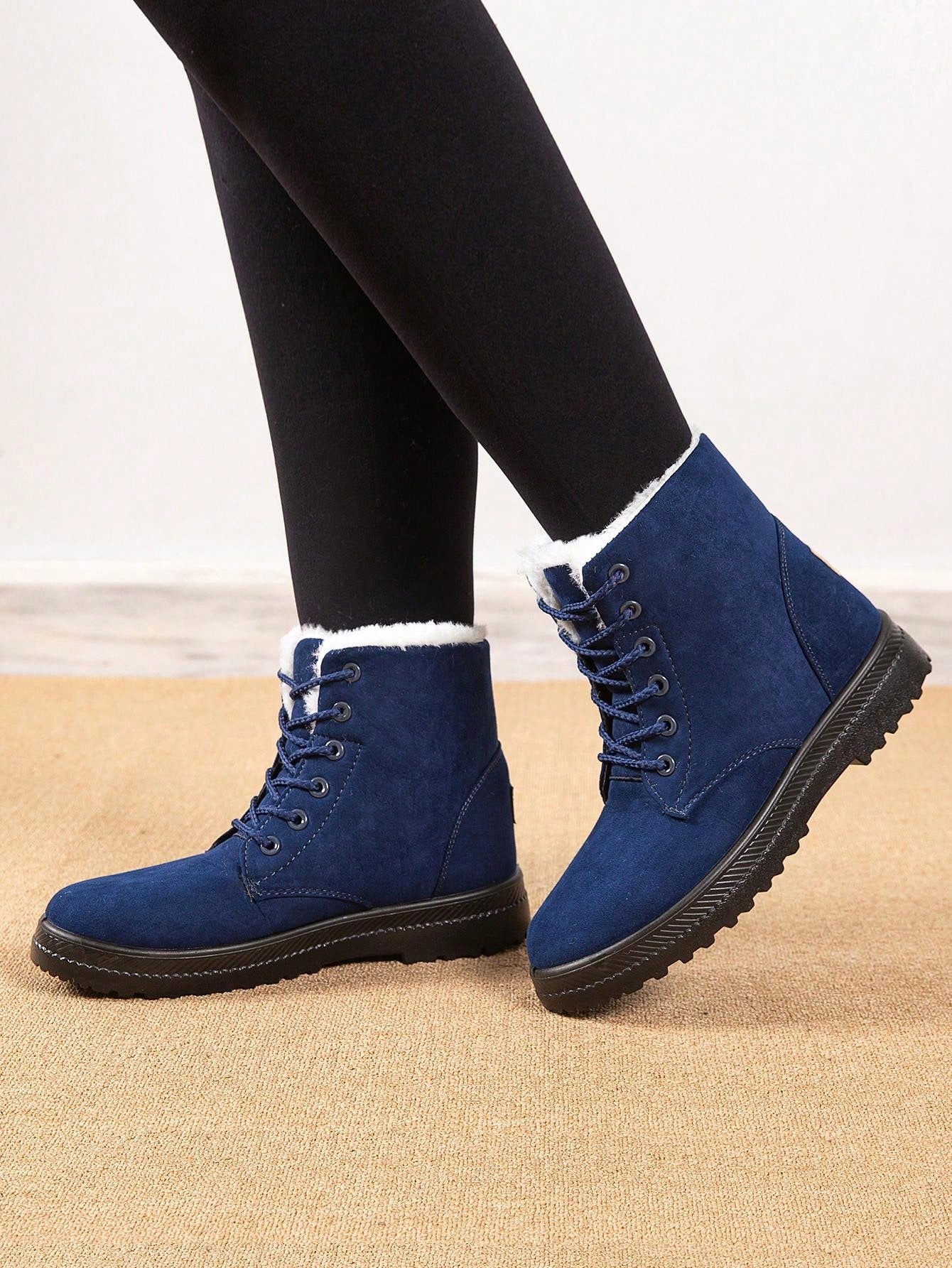 Women's Short Snow Boots, Size 35-44, Warm, Anti-Slip, Round Toe, Plus Size, Lightweight, High-Top, Flat Heels, Casual Mid-Aged Female Shoes