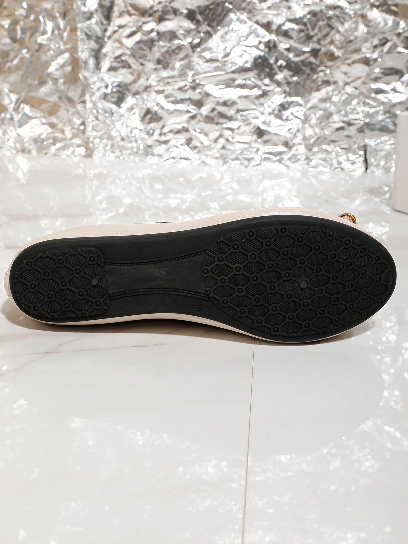 Flat Shoes With Bowknot Shallow Mouth Pea Shoes, 2024 Summer Wide And Thin Fashionable And Sexy Shoes For Outdoor, Soft White Shoes For All Seasons With Round Toe