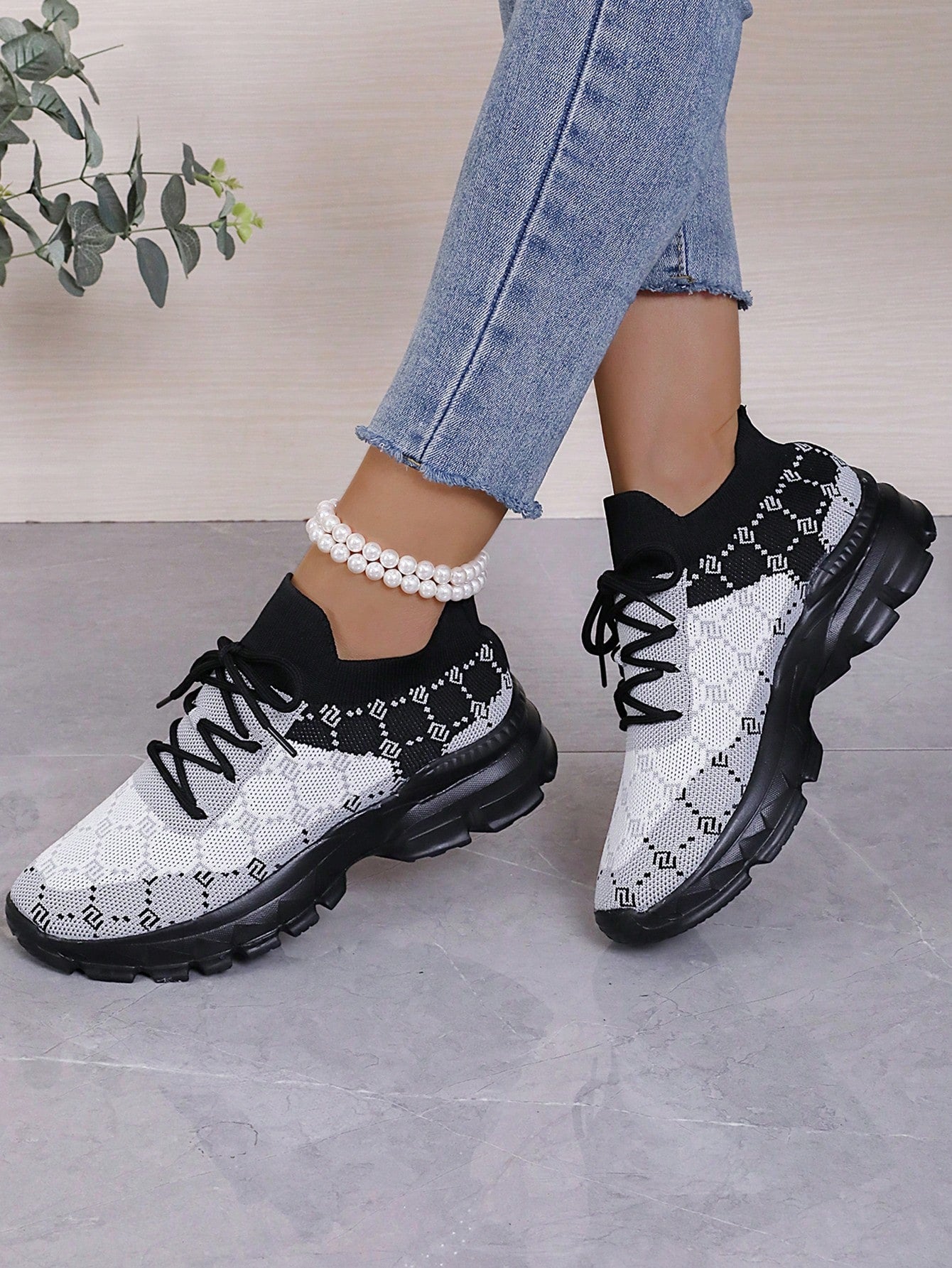 Women Colorblock Lace Up Casual Outdoor Sports Shoes