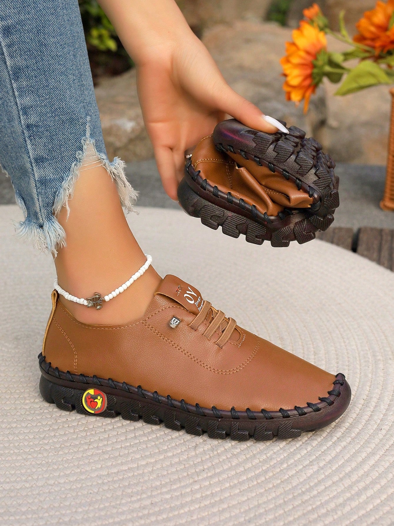 Women's Casual Simple Fashion Shoes 2024 New Style, Comfortable Cow Muscle Soft Bottom Stitching Mother Loafers (Please Order One Size Up)