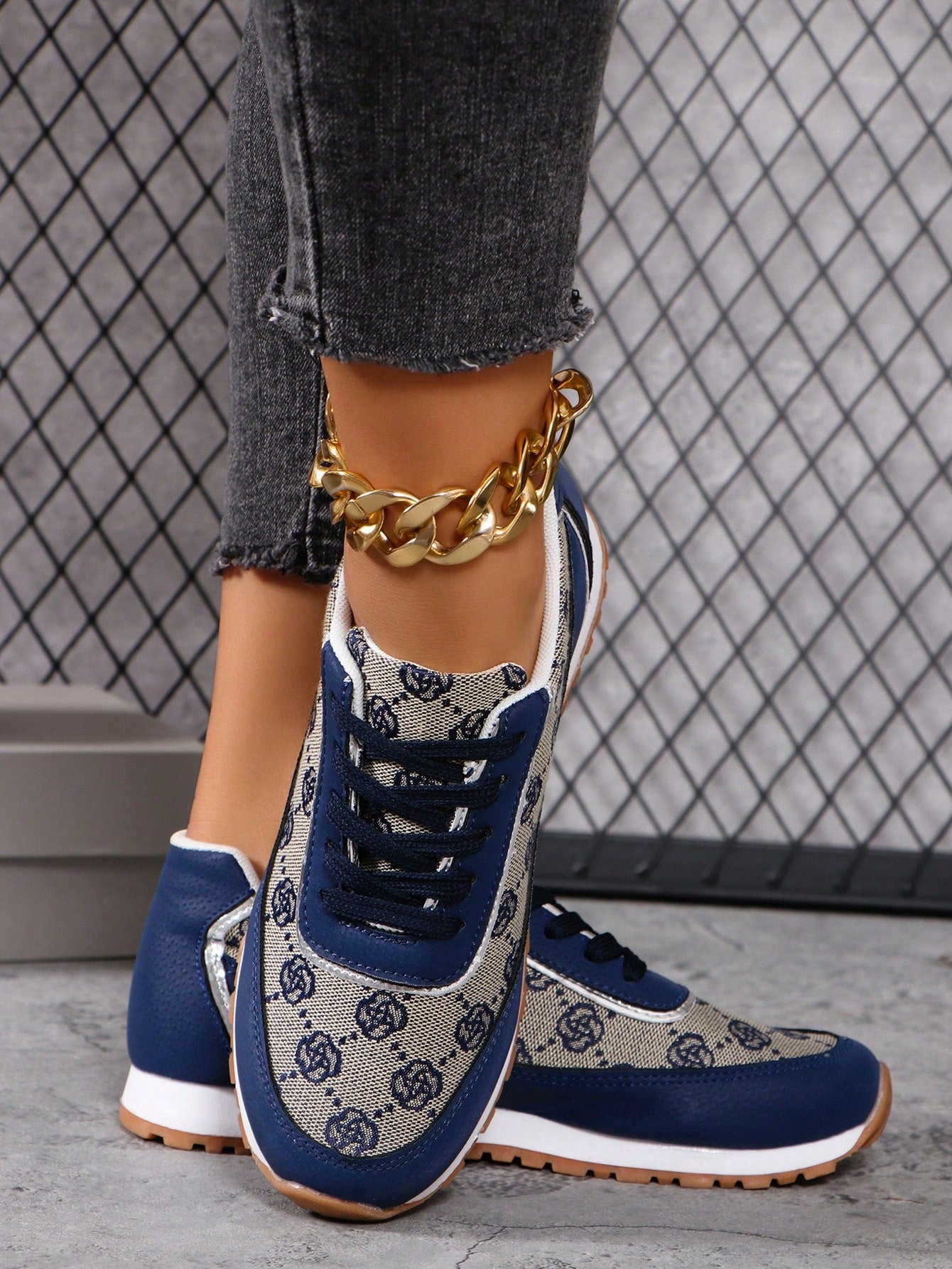 Fashionable Women's Athletic Sneakers, Non-Slip, Comfortable, Anti-Aging, Casual Sports Shoes, 2024 Spring/Summer New Arrival