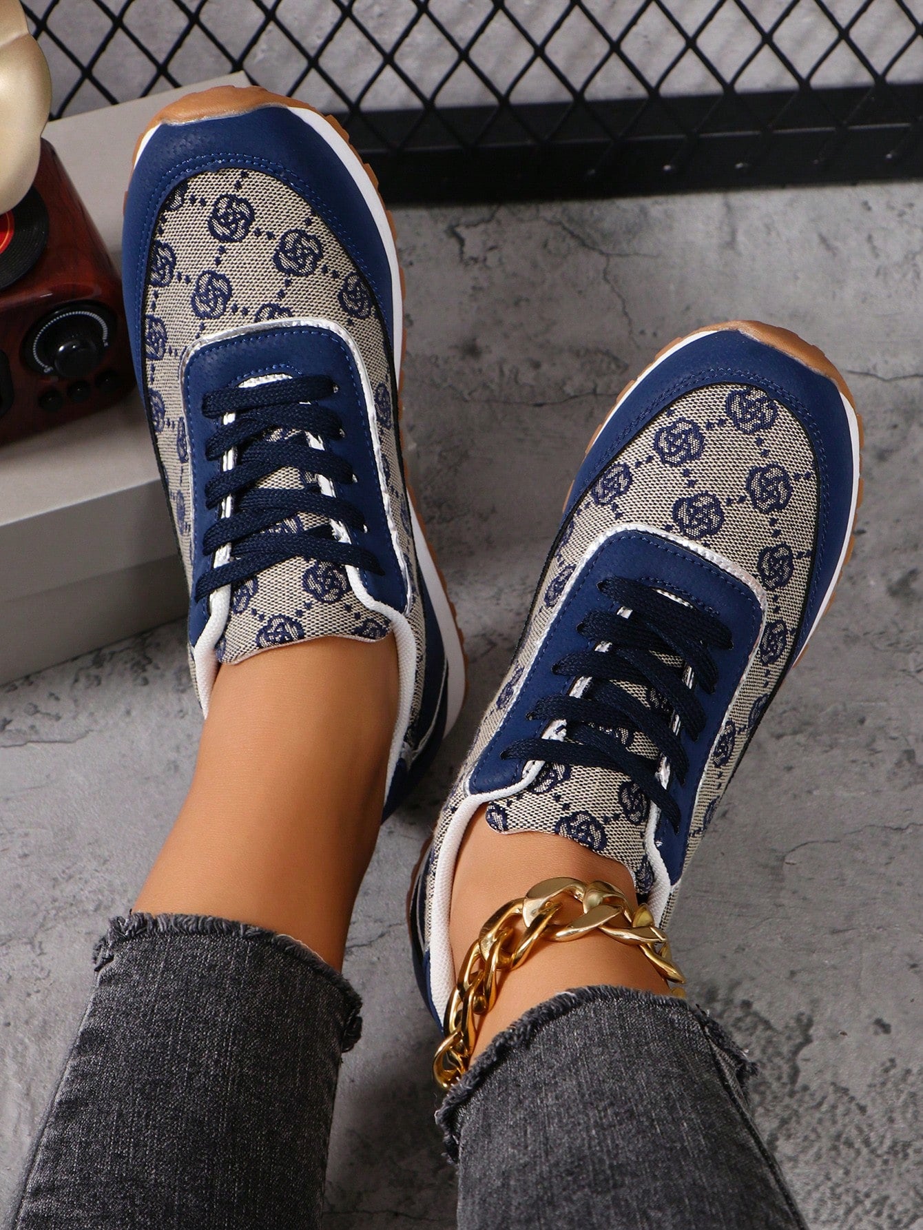 Fashionable Women's Athletic Sneakers, Non-Slip, Comfortable, Anti-Aging, Casual Sports Shoes, 2024 Spring/Summer New Arrival