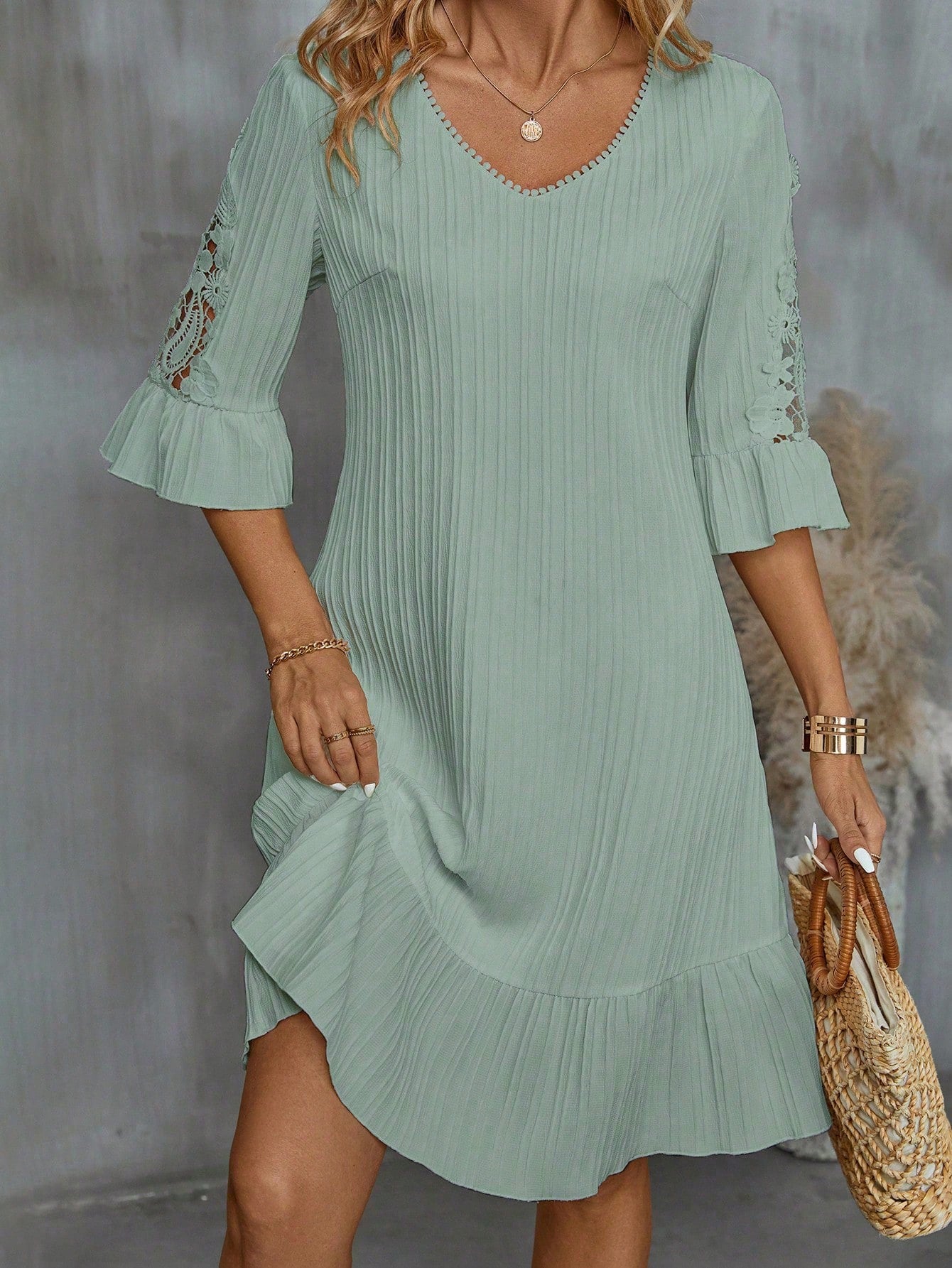 EMERY ROSE Solid Color V-Neck Ruffled Hem Summer Casual Dress