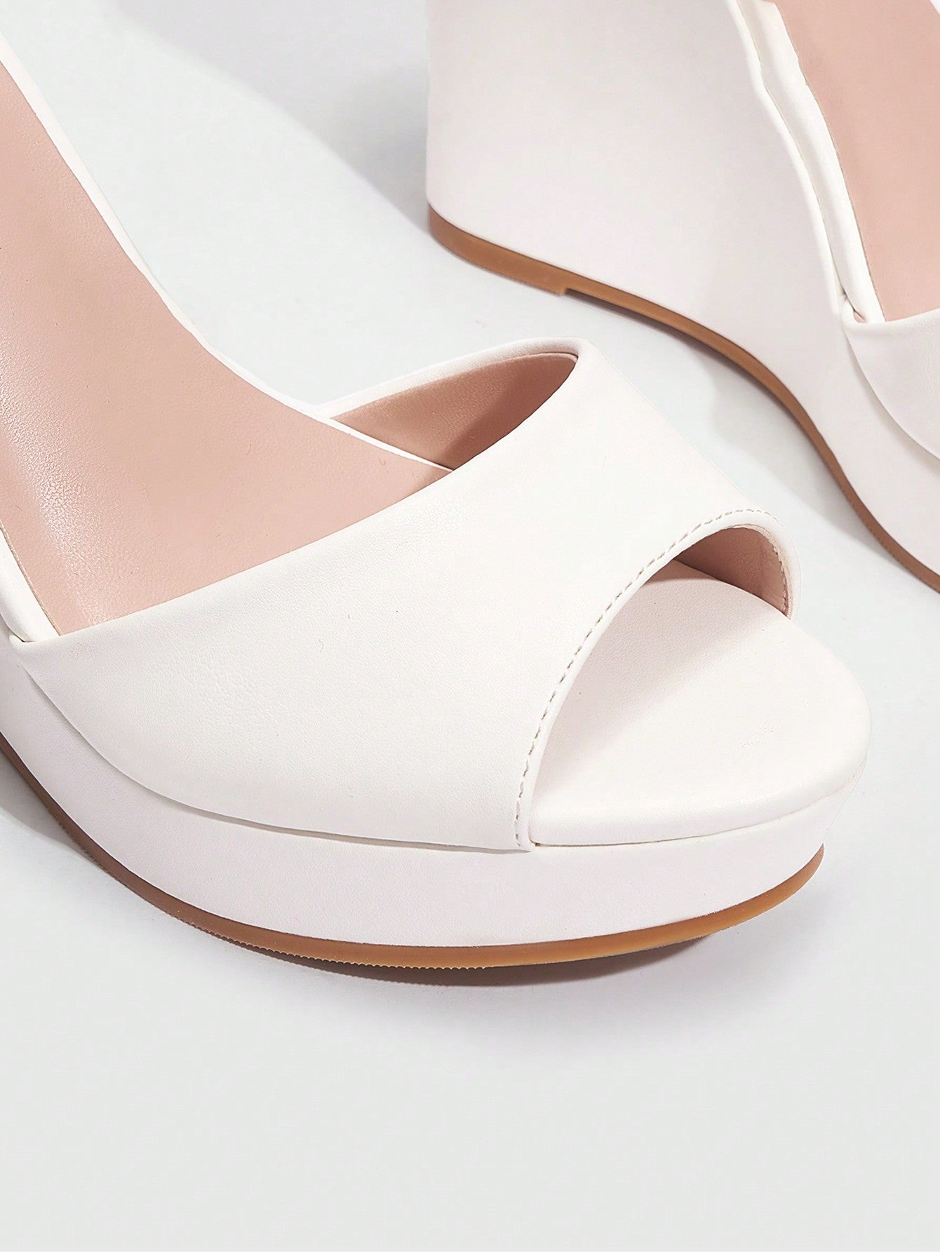 CUCCOO BIZCHIC Woman Shoes Fashionable Outdoor Wedge Heel Peep-Toe Shoes Wedding Shoes For Summer Graduation Heels Prom Heels Vacation Shoes Summer Sale Elegant Basics Business Casual Business Chic Christmas Fall New Year Holiday