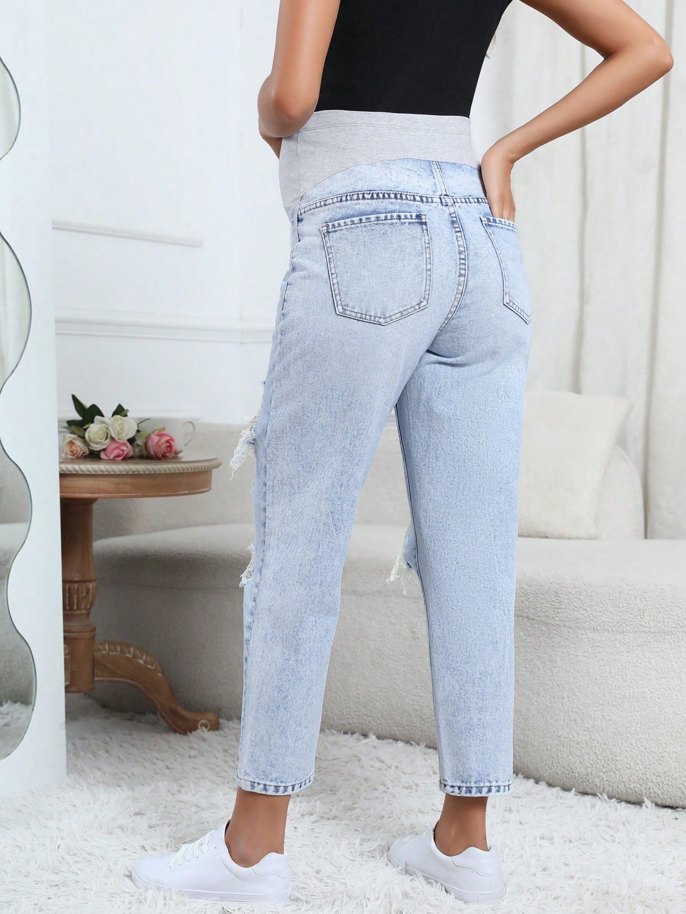 Pregnant Women's Daily Simple Solid Color Ripped Jeans For Maternity