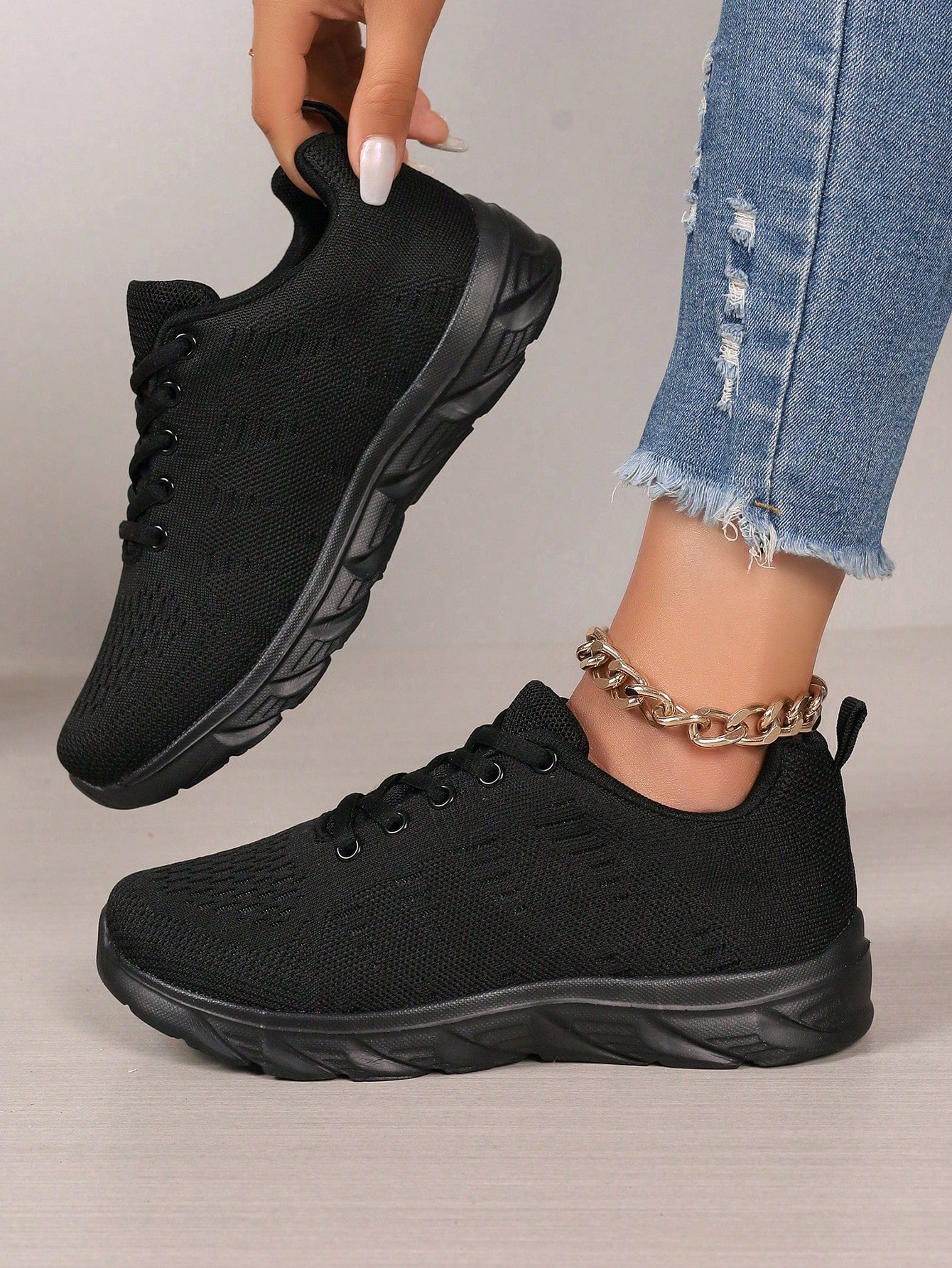 2023 New Breathable Lightweight Mesh Knitted Lace-Up Simple Washable Women's Casual Shoes, Suitable For Running, Walking, Road Sports