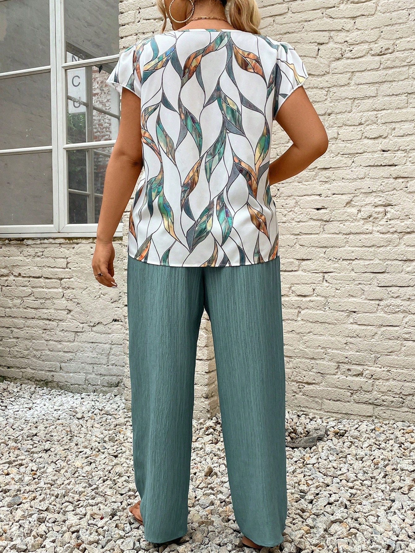 Frenchy Comfortable Summer Plus Size 2pcs Set With Pockets Vacation, Bow Tie Waistband And Leaf Pattern