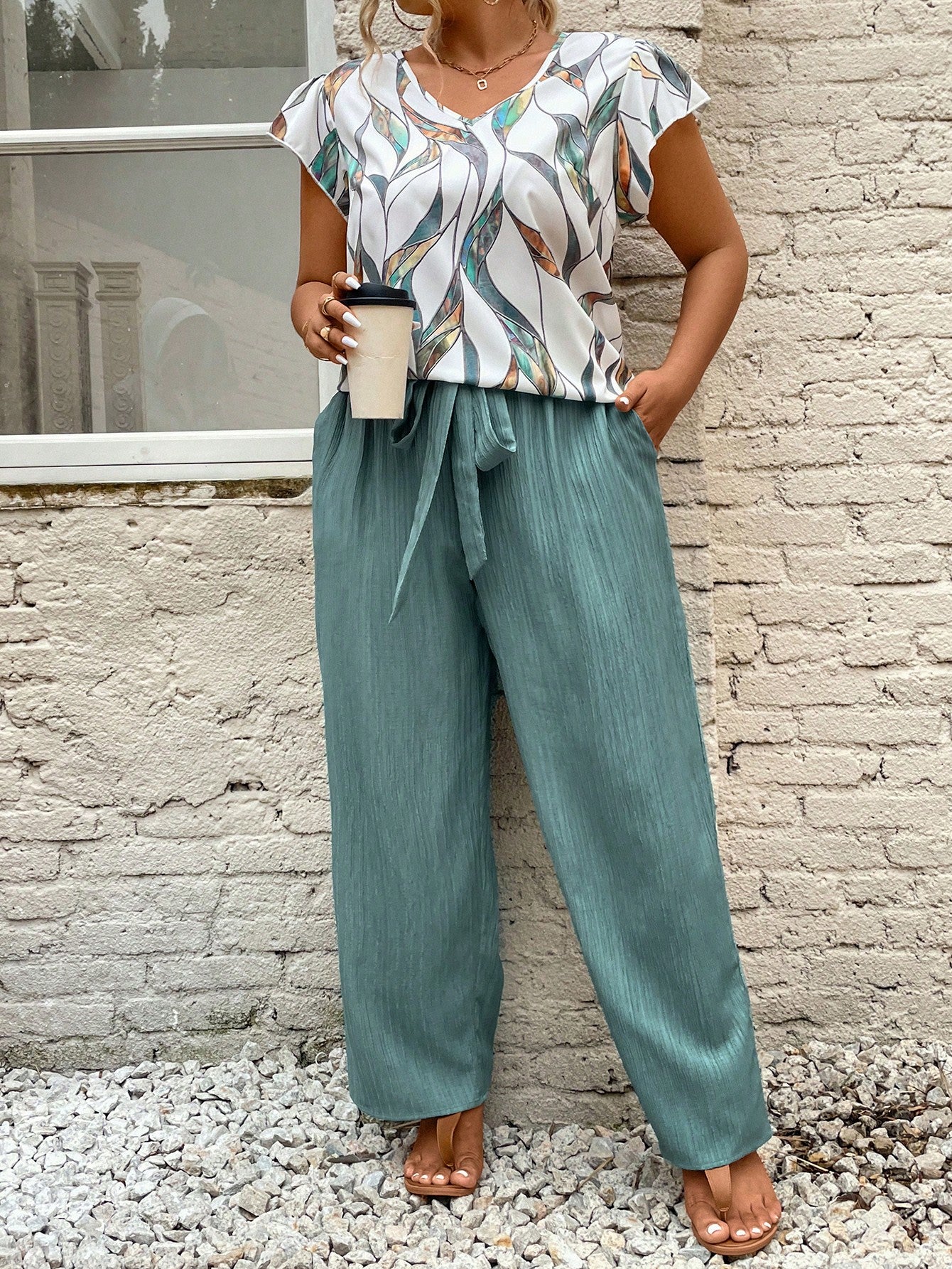 Frenchy Comfortable Summer Plus Size 2pcs Set With Pockets Vacation, Bow Tie Waistband And Leaf Pattern