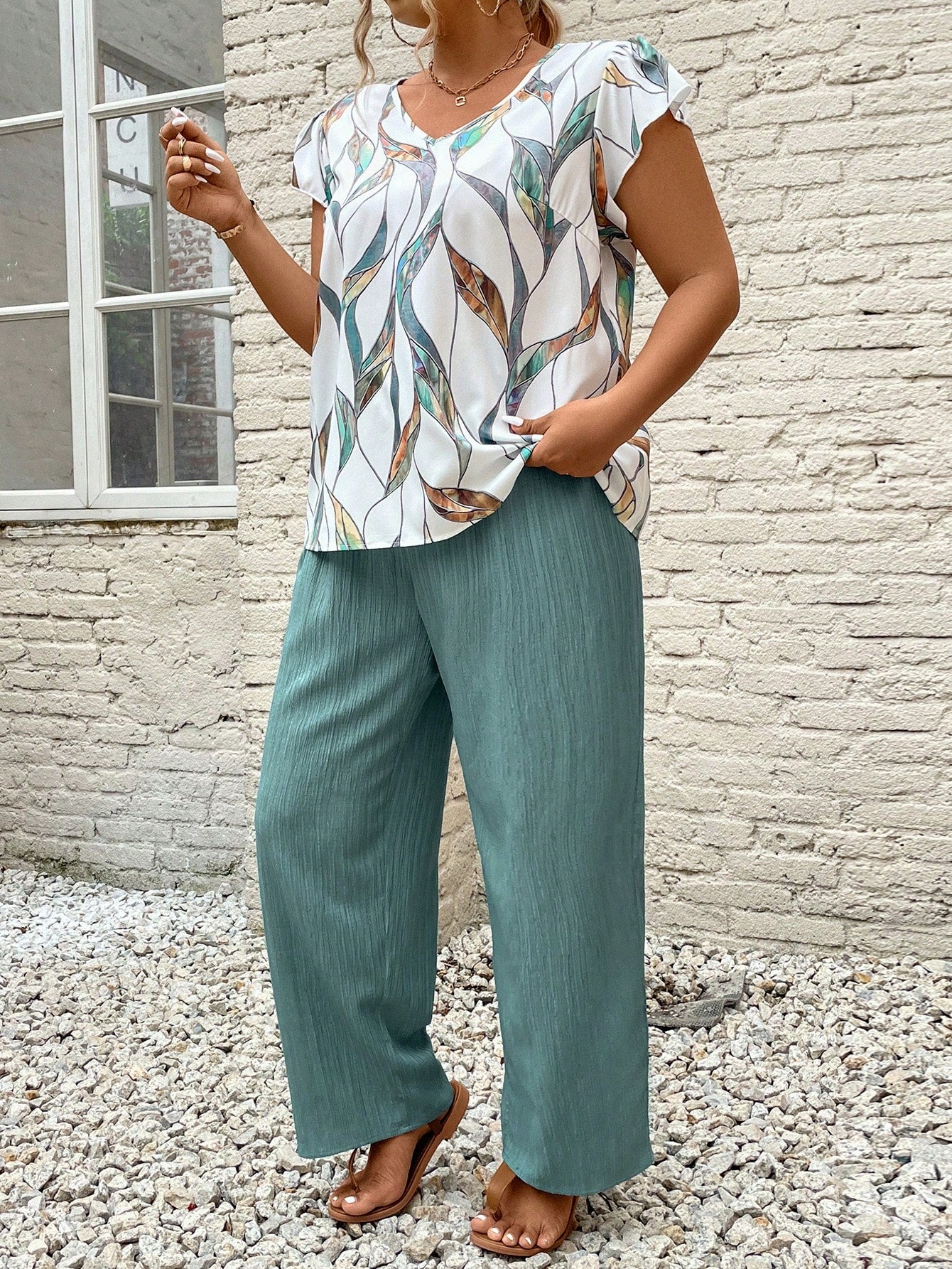 Frenchy Comfortable Summer Plus Size 2pcs Set With Pockets Vacation, Bow Tie Waistband And Leaf Pattern