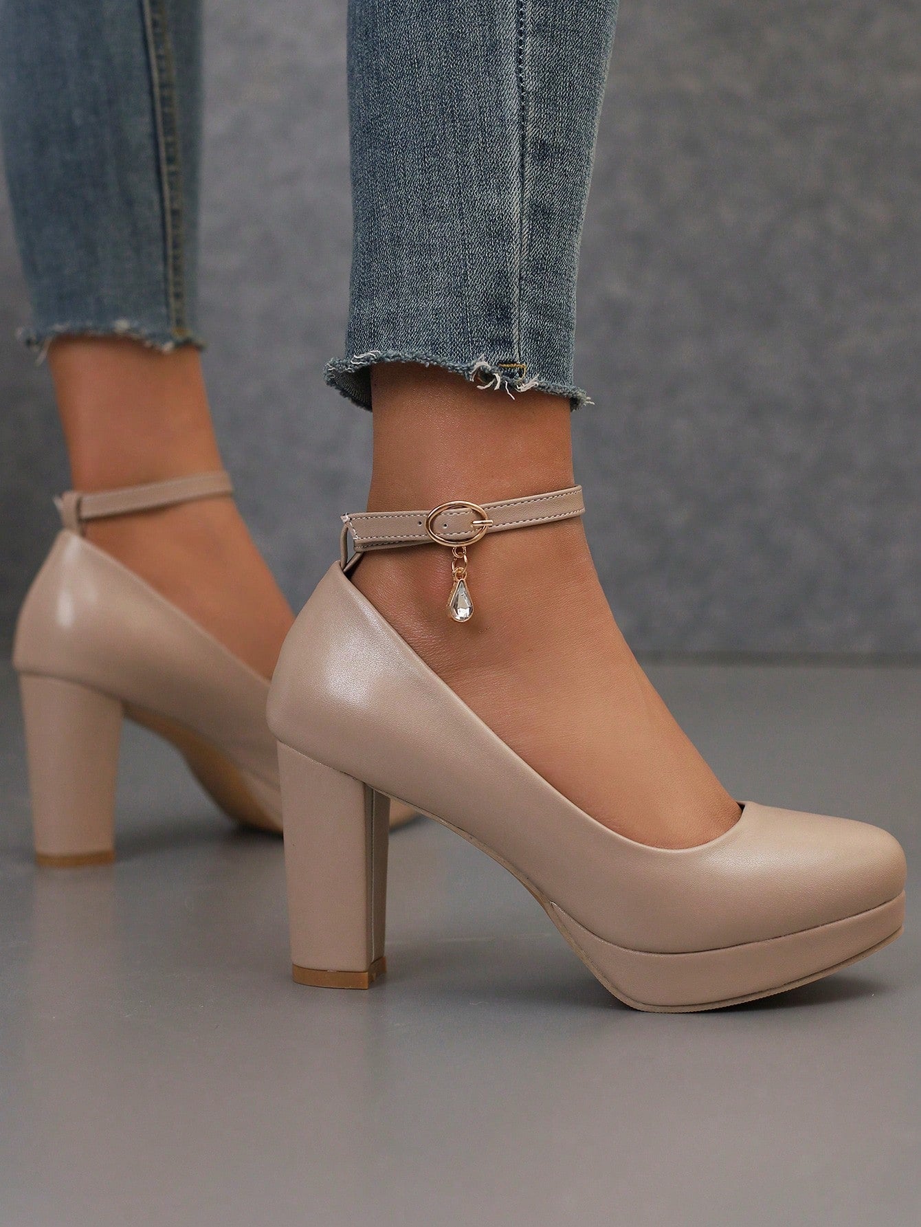 Khaki High-Heel Shoes With Platform, PU Material, Four Seasons Shoes With Ankle Strap, Chunky Heels, Elegant Work Office Shoes For Women