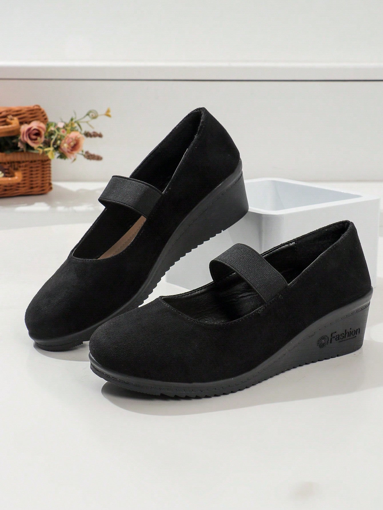 2024 New Soft Bottom Wedge Heel Women's Shoes, Black Round Toe Work Shoes Suitable For Professional Work, Job Interviews And Comfortable For Daily Wear
