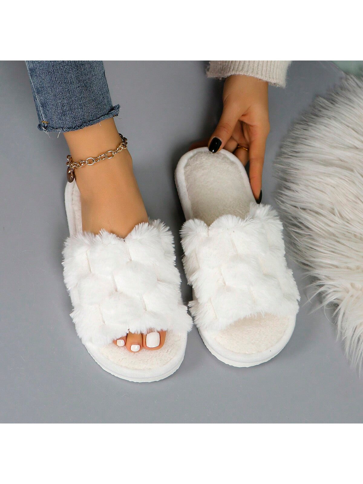 Fluffy Slip-On Slippers For Women, Comfortable Open-Toe House Shoes For All Seasons